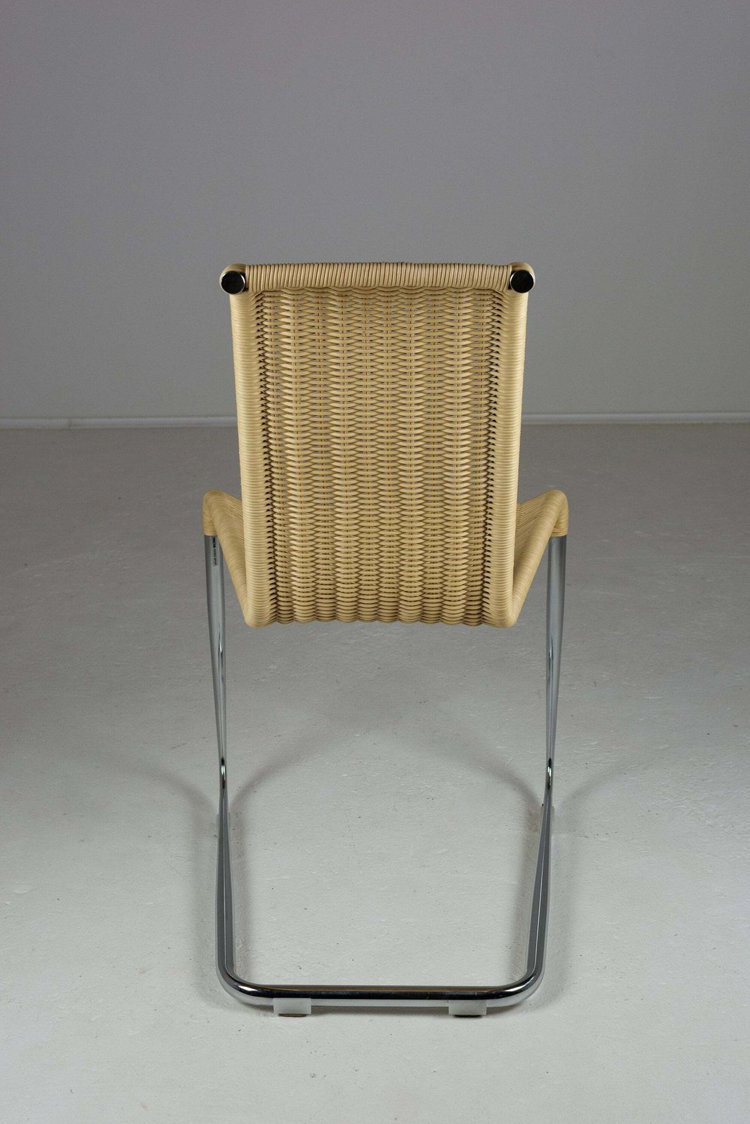 photo furniture Set Of Eight B20 Cane And Chrome Cantilever Dining Chairs By Axel Bruchhäuser For Tecta