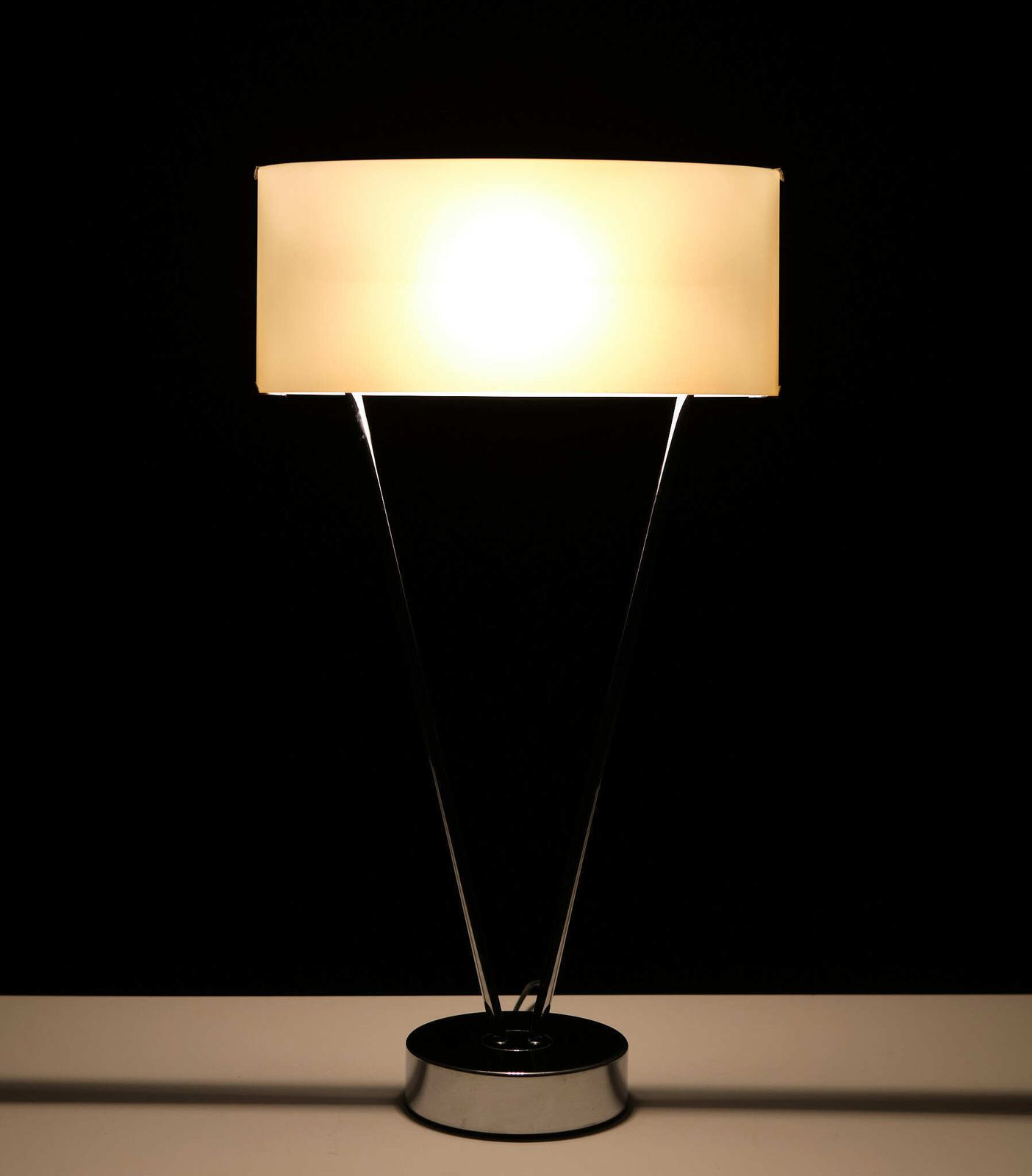 “Vittoria” Table Lamp By Toso, Massari & Associates For Leucos Italy, 1990s photo buy
