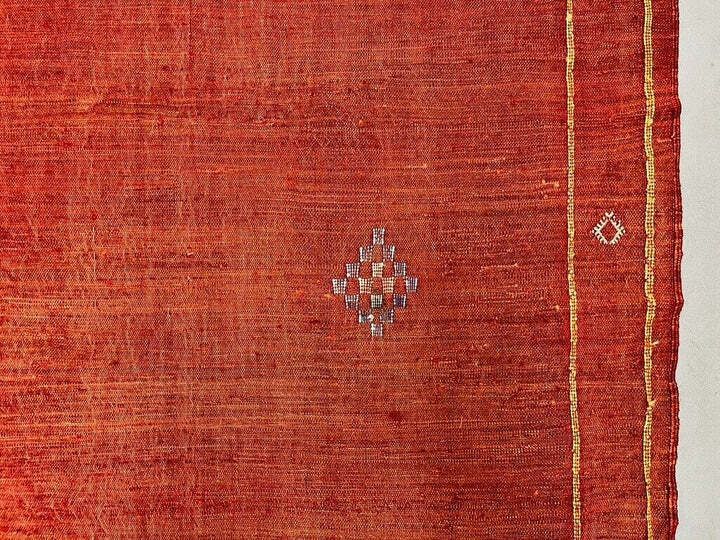 photo furniture Vintage Moroccan Vegan Silk/Wool Berber Kilim X Large Kelim Rug