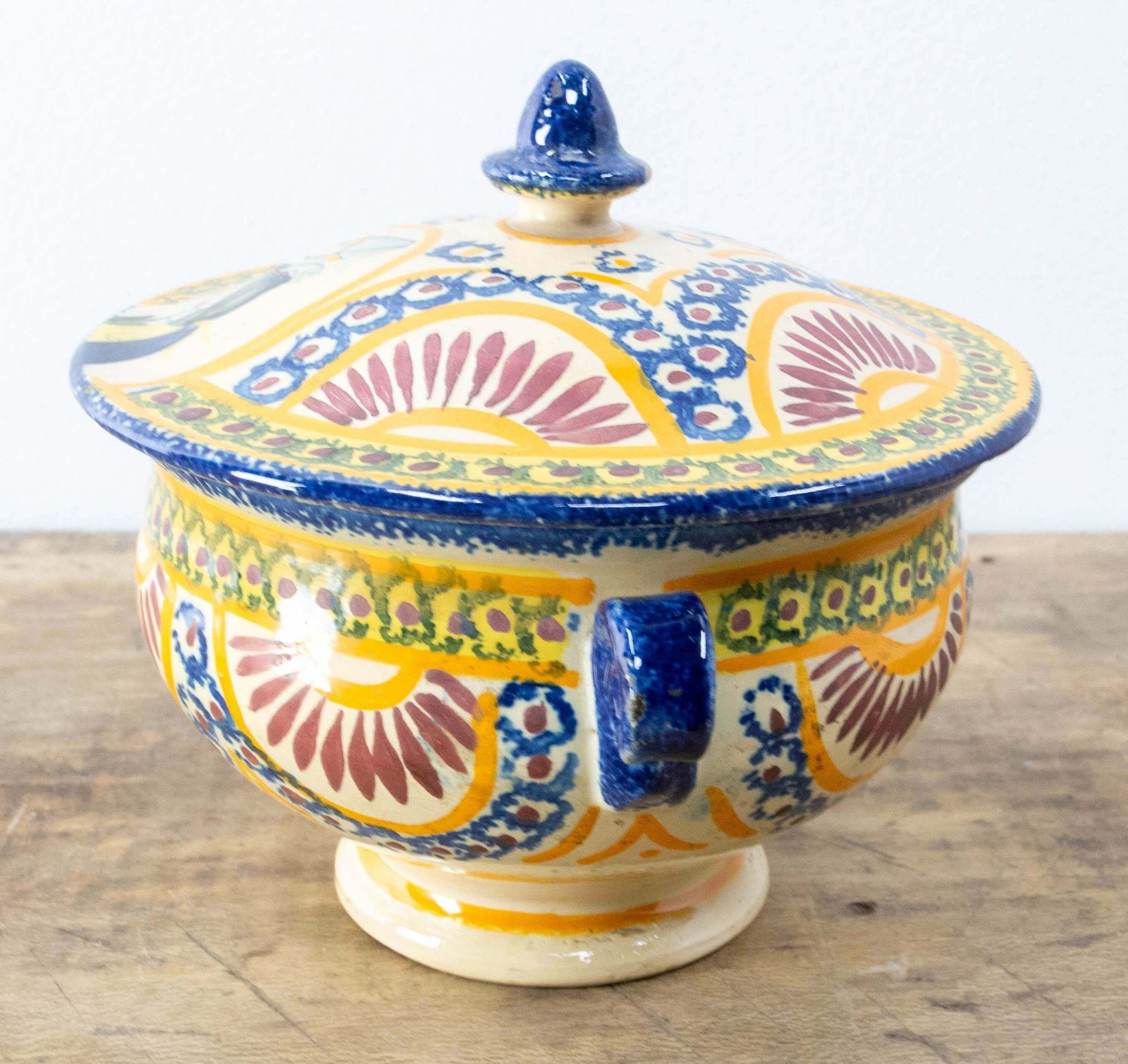 Little Porcelain Tureen Center Piece Or Empty Pocket, French Circa 1960 photo 244.0