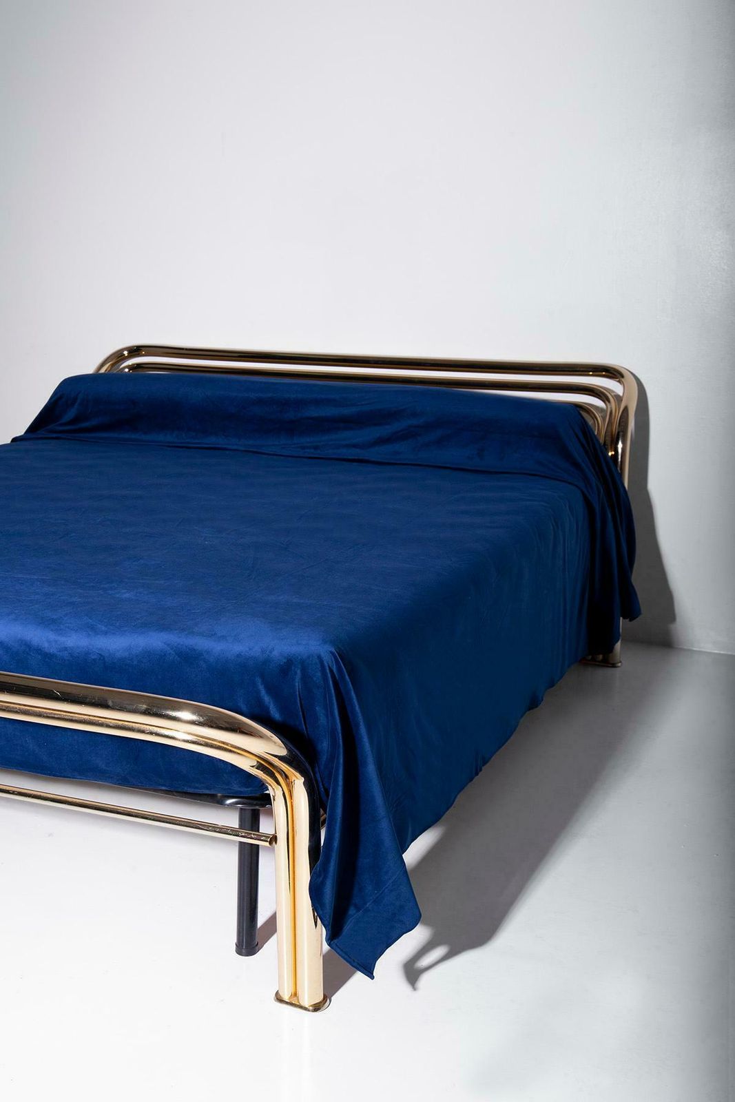 Luciano Frigerio Italian Vintage Brass Bed, Branded photo buy