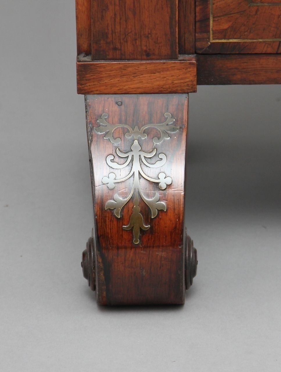 photo vinterior Regency Rosewood And Brass Inlaid Chiffonier