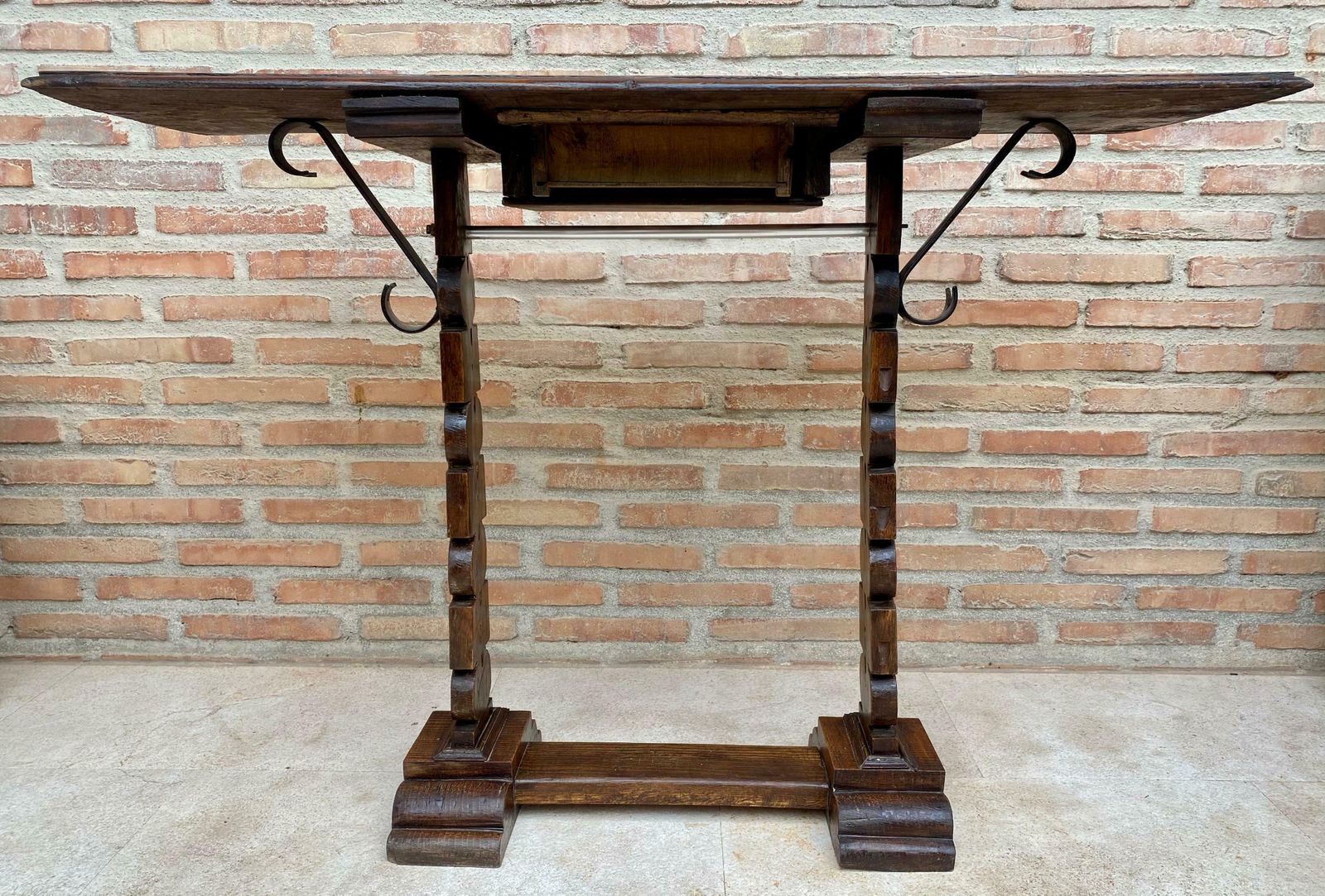 photo for sale Console espagnole début du XXe siècle à un tiroir, années 1940