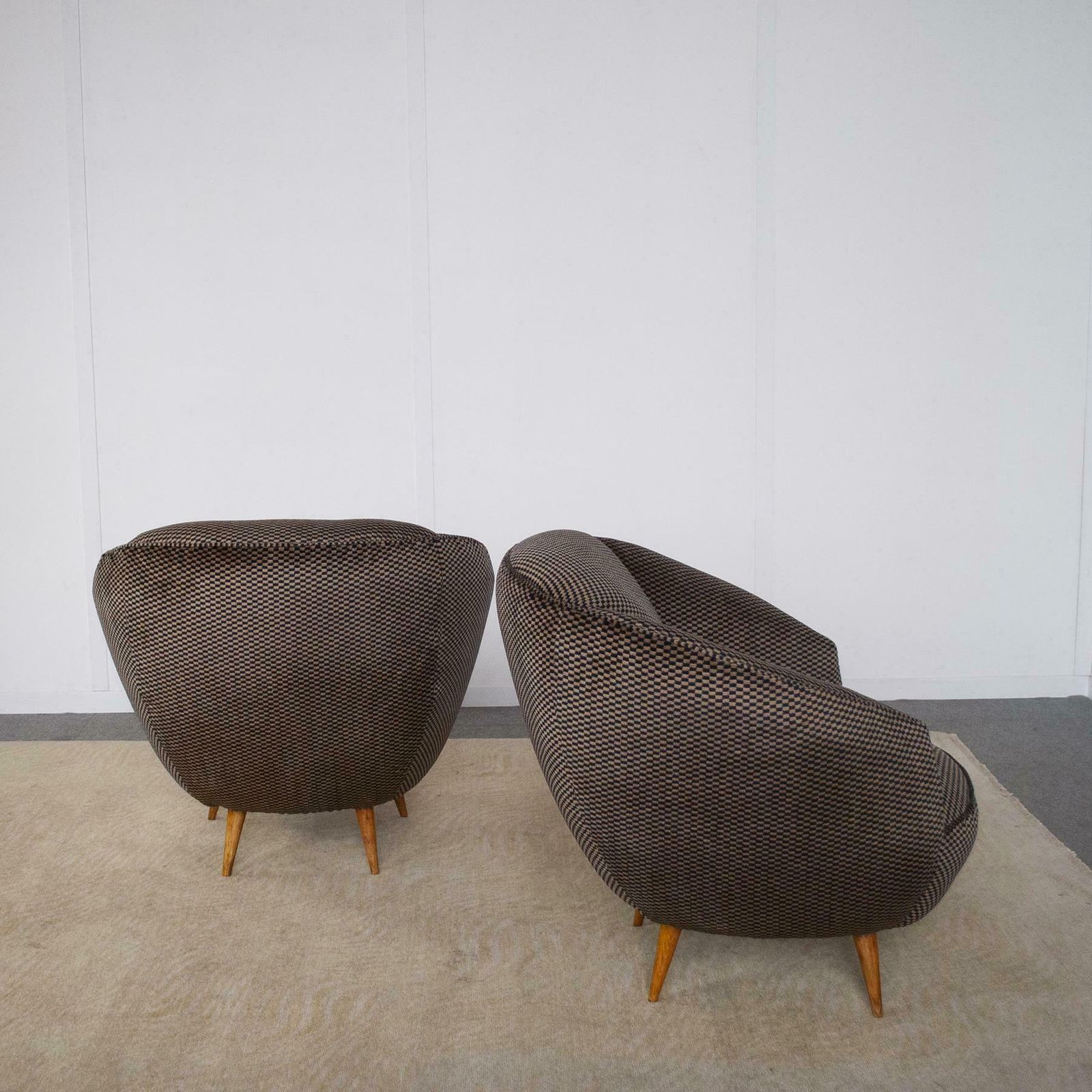 Gio Ponti Set Of Two Armchairs 1940s photo vinterior