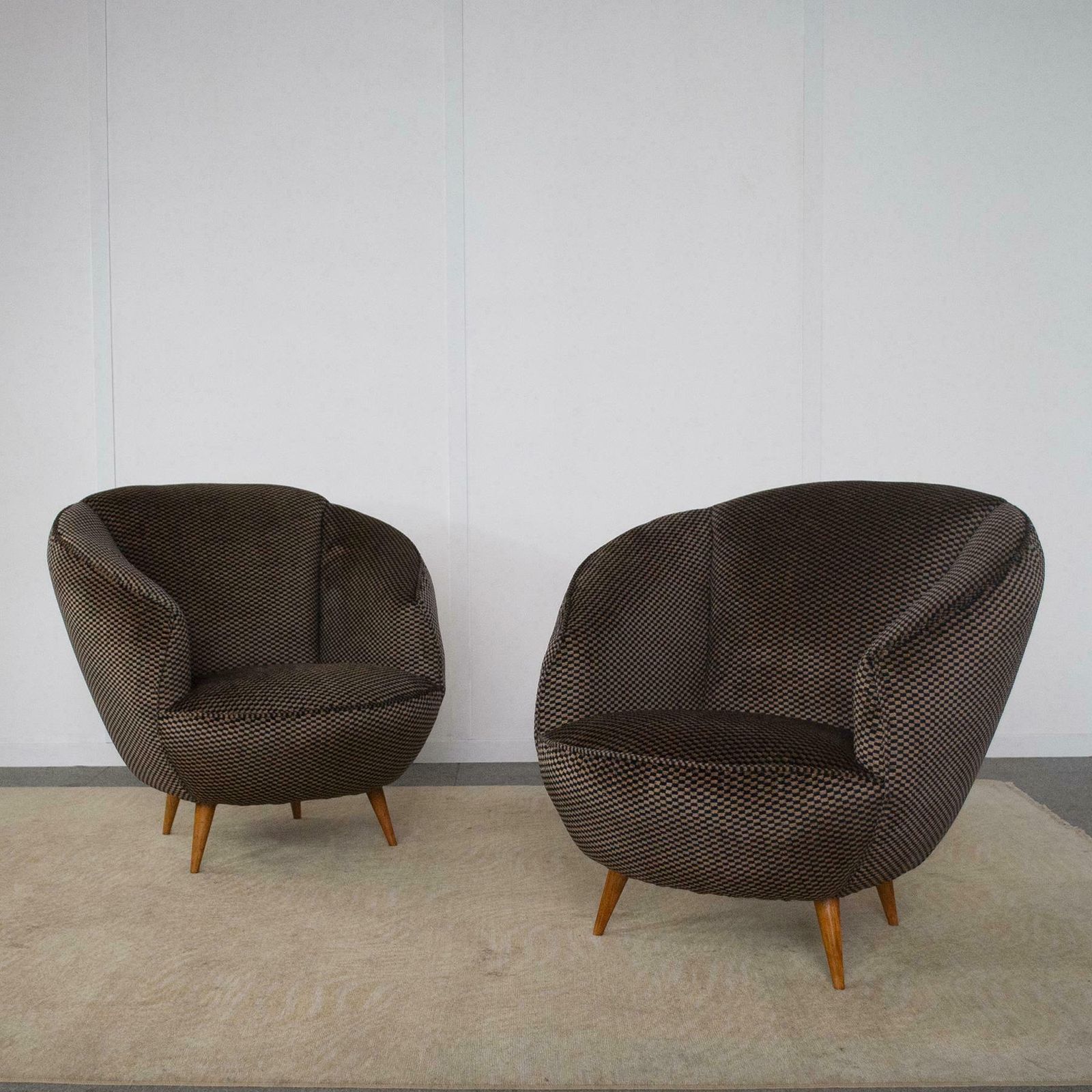 Gio Ponti Set Of Two Armchairs 1940s photo buy