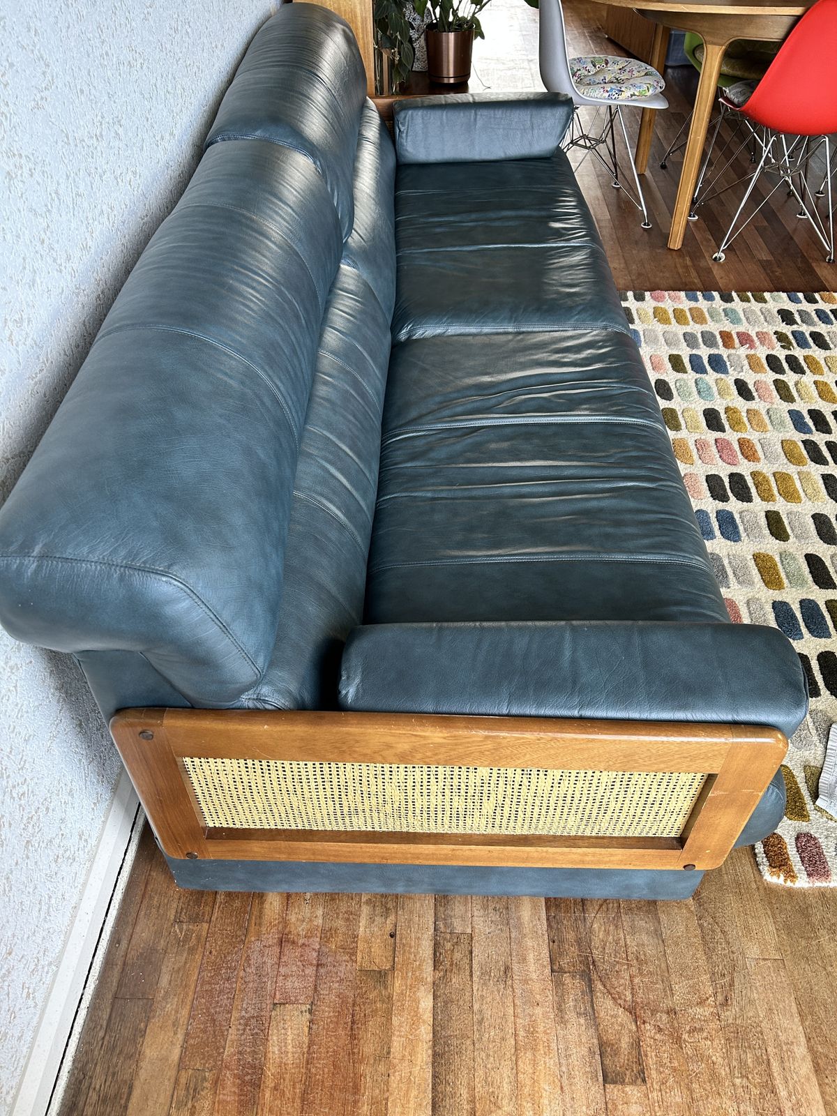 Mid Century Danish Design Blue Leather Sofa. Fantastic Condition photo vinterior