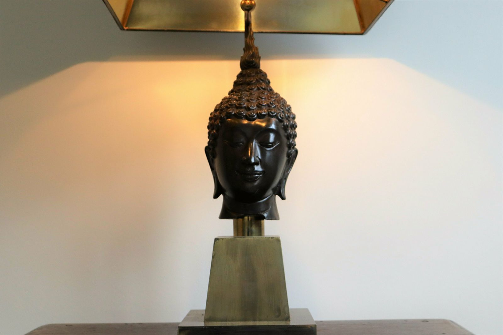 Hollywood Regency Design Midcentury Bronze Buddha Lamp , Belgian Design 1970's (St.1) photo Lighting