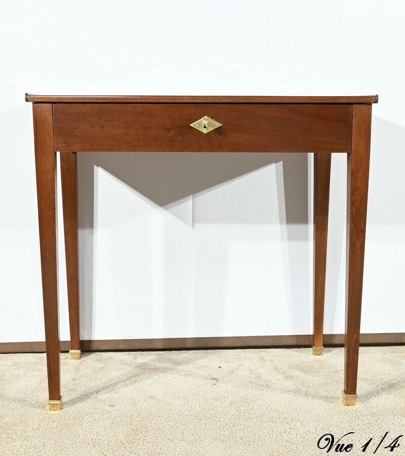 Furniture Small Cuban Mahogany Table, Directoire Period – Early 19th Century photo