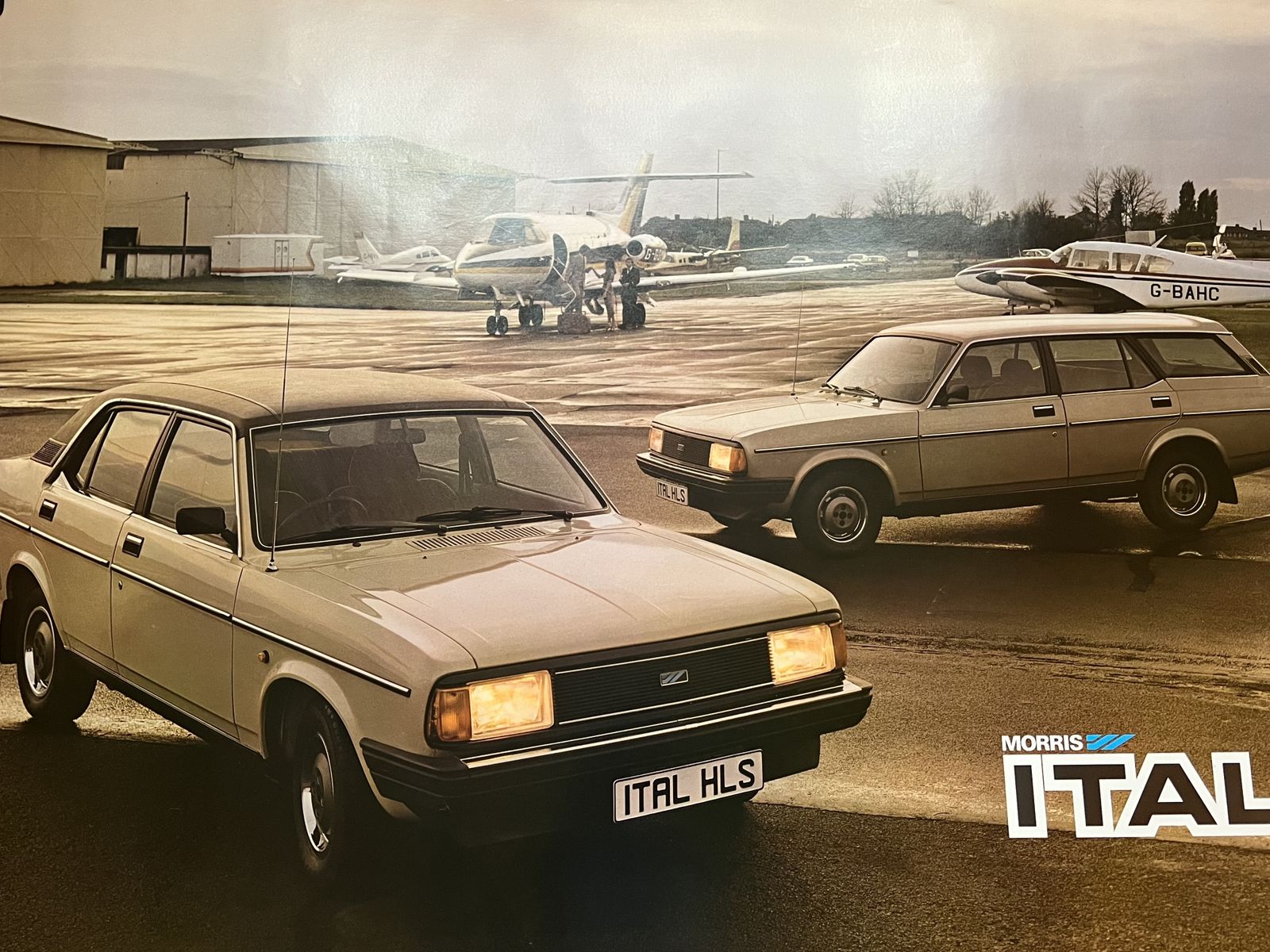 photo vintage Mid Century Motor Car Posters Nuffield Press Morris Motors