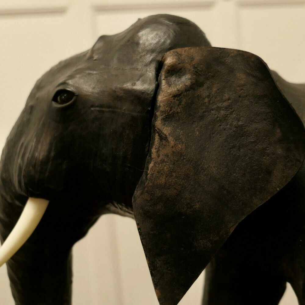 Arts And Crafts Leather Model Of A Bull Elephant photo vinterior