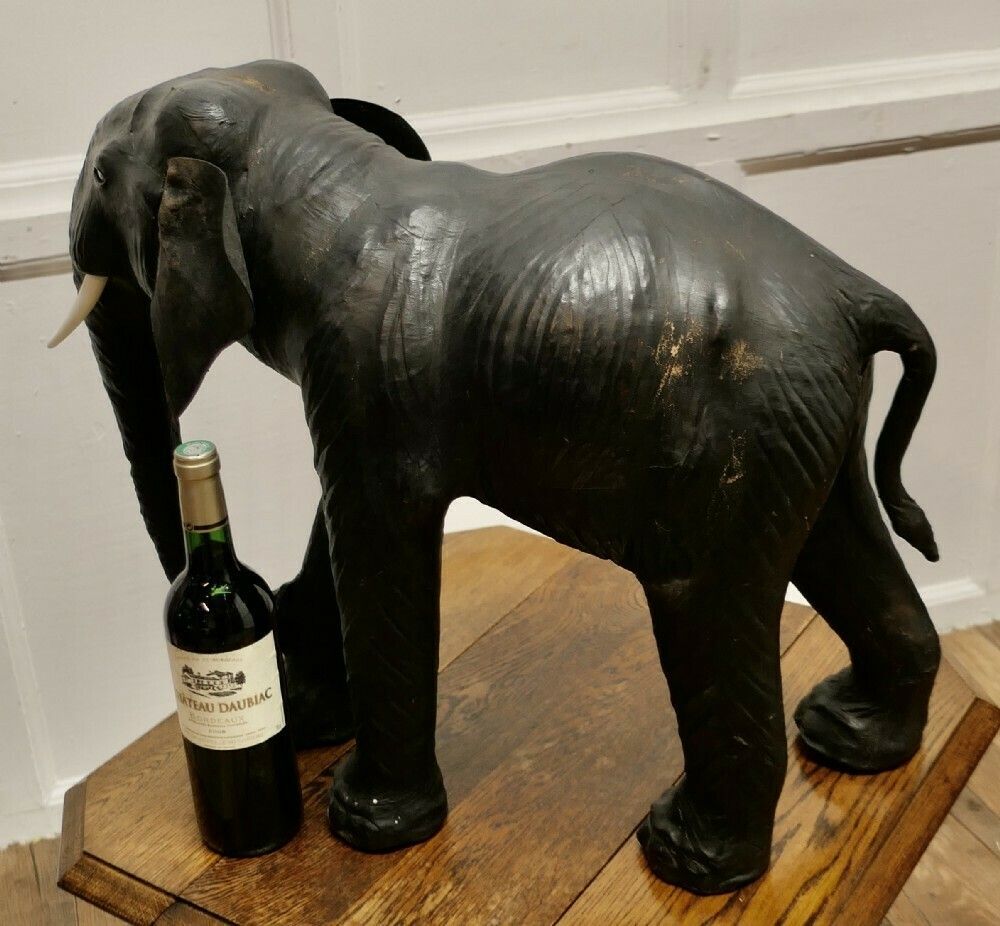 3600.0 Arts And Crafts Leather Model Of A Bull Elephant photo