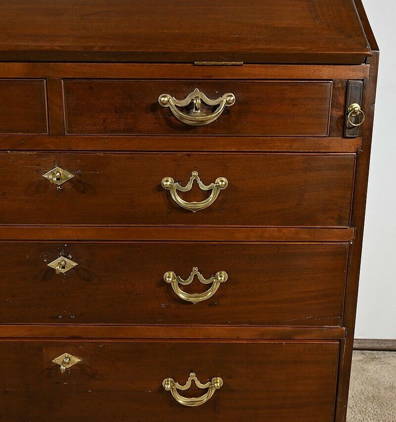 photo for sale Scribanne Chest Of Drawers In Solid Mahogany, Georgian Period, England – 18th Century
