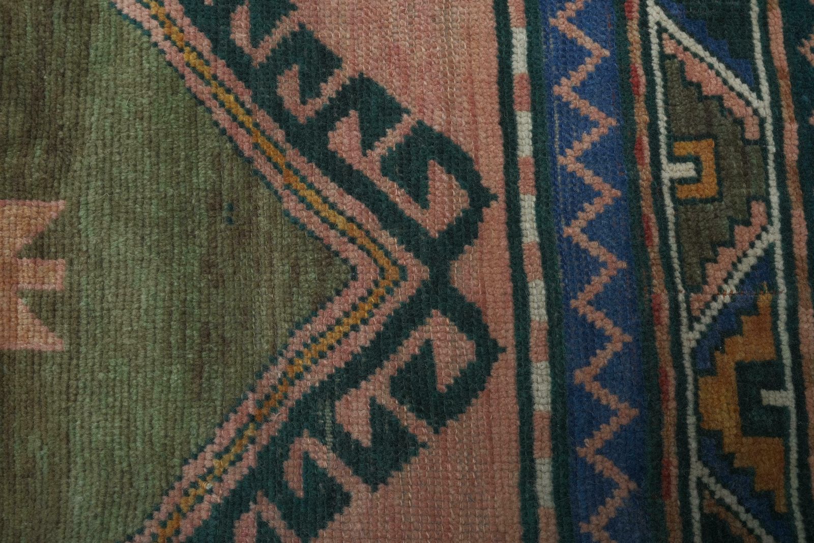 photo furniture 1970s Vintage Caucasian Pattern Rug 180 X 305 Cm