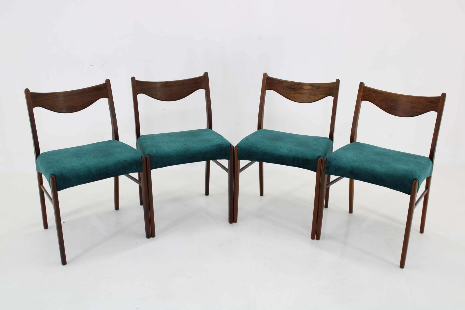 1960s Wahl Iversen Set Of Four Dining Chairs For Glyngøre Stolefabrik Denmark photo furniture