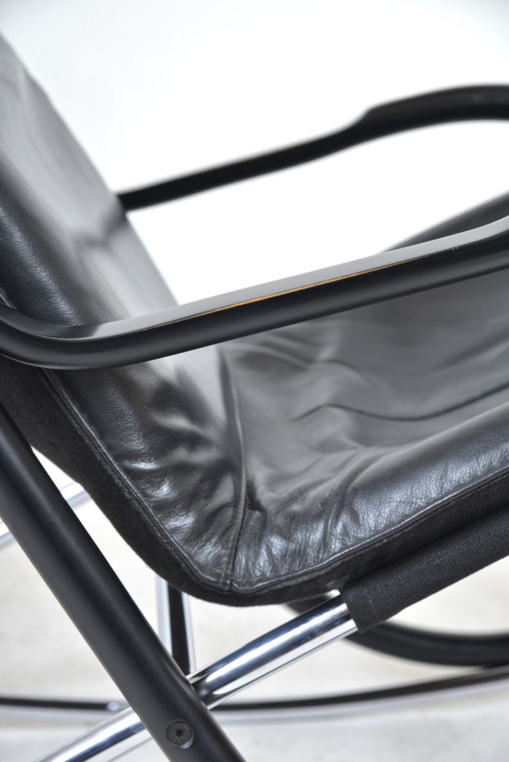photo vinterior 1970s Paul Tuttle Nonna Rocking Chair For Strässle International, Switzerland Rocker Chrome Leather
