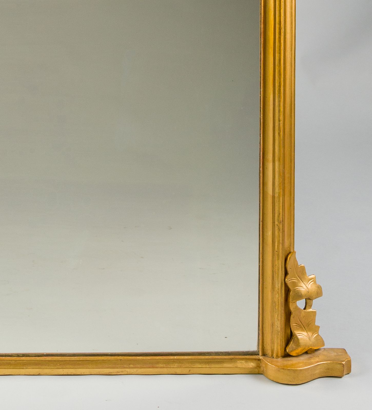 Large 19th Century English Victorian Gilt Archtop Overmantle Mirror photo Home Decor