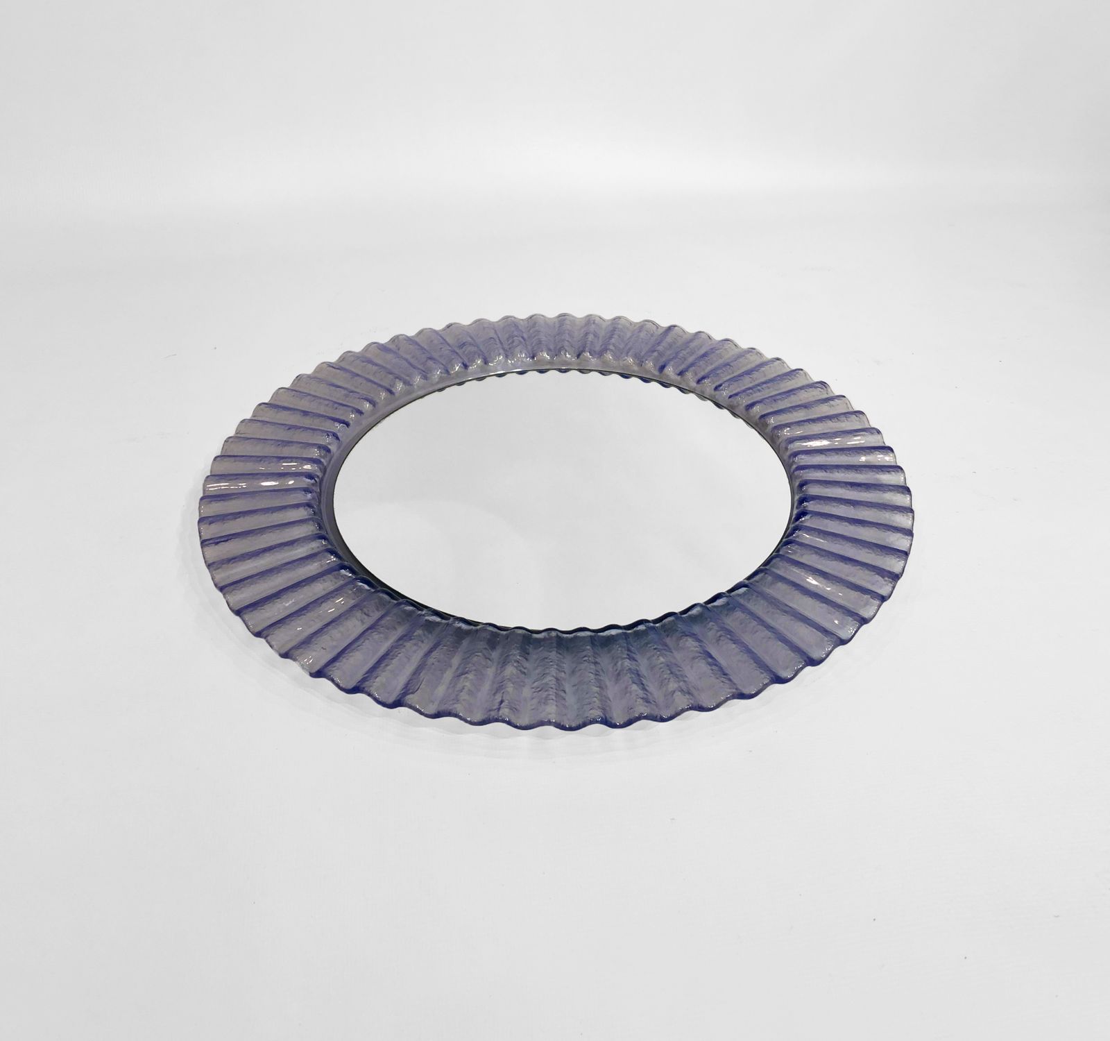 Acrylic Ice Wave Round Wall Mirror Italian 1970s Post Modern 1980s Bathroom photo vinterior