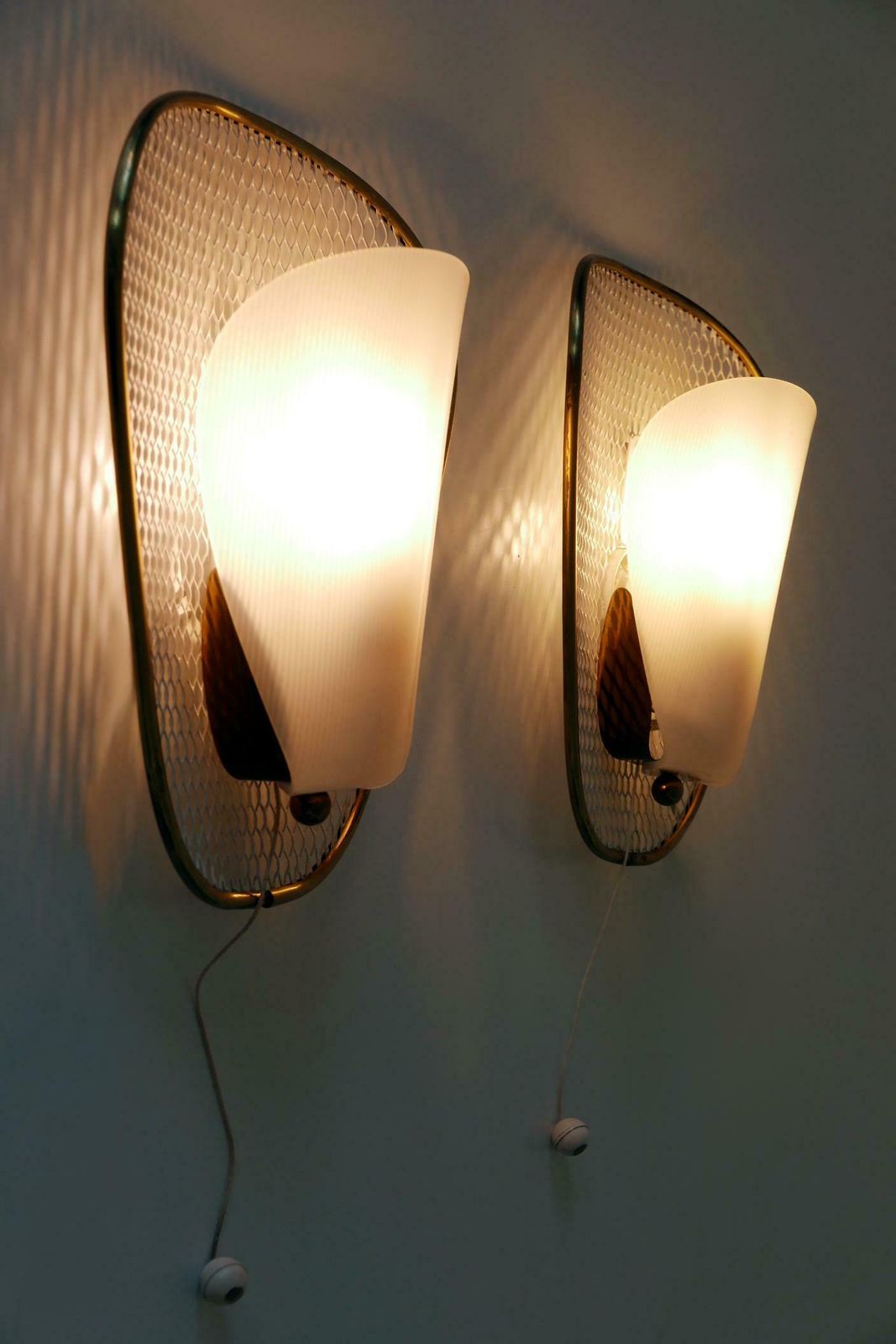 photo vintage Set Of Two Rare & Elegant Mid Century Modern Sconces Or Wall Lamps Germany 1950s