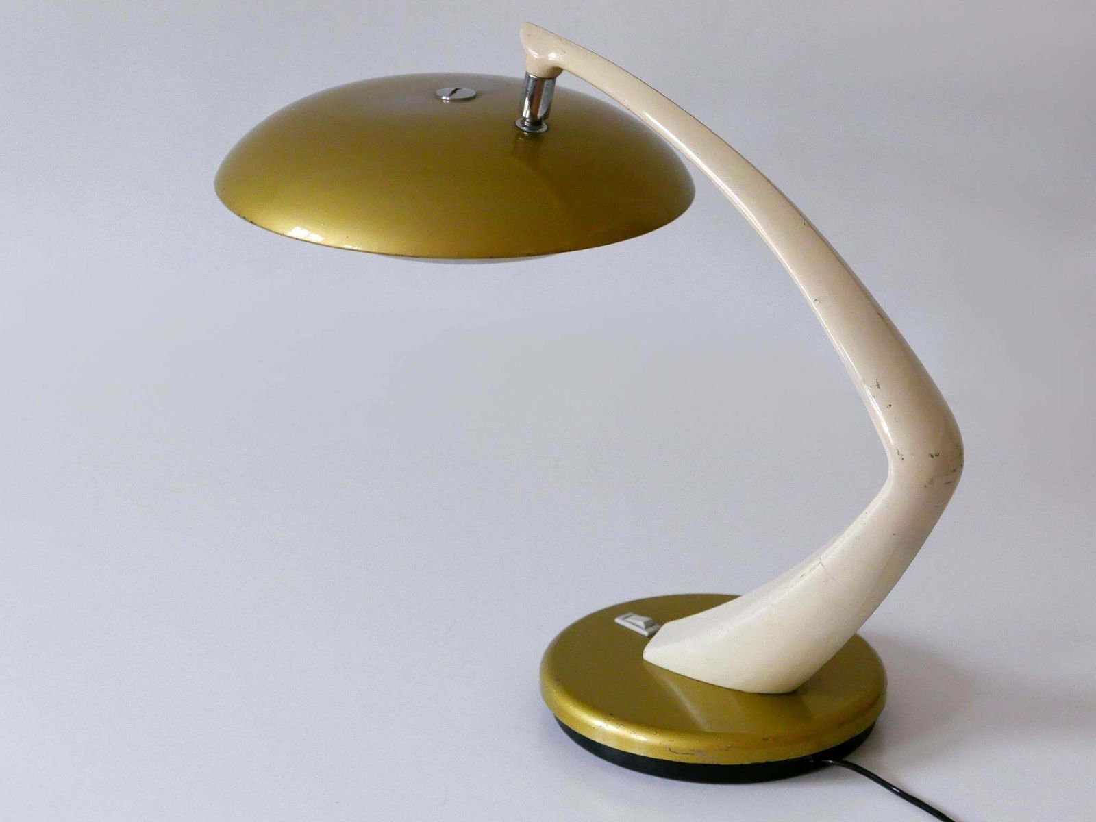 Mid Century Modern Desk Light Or Table Lamp 'Boomerang 64' By Fase Spain 1960s photo 1570.0