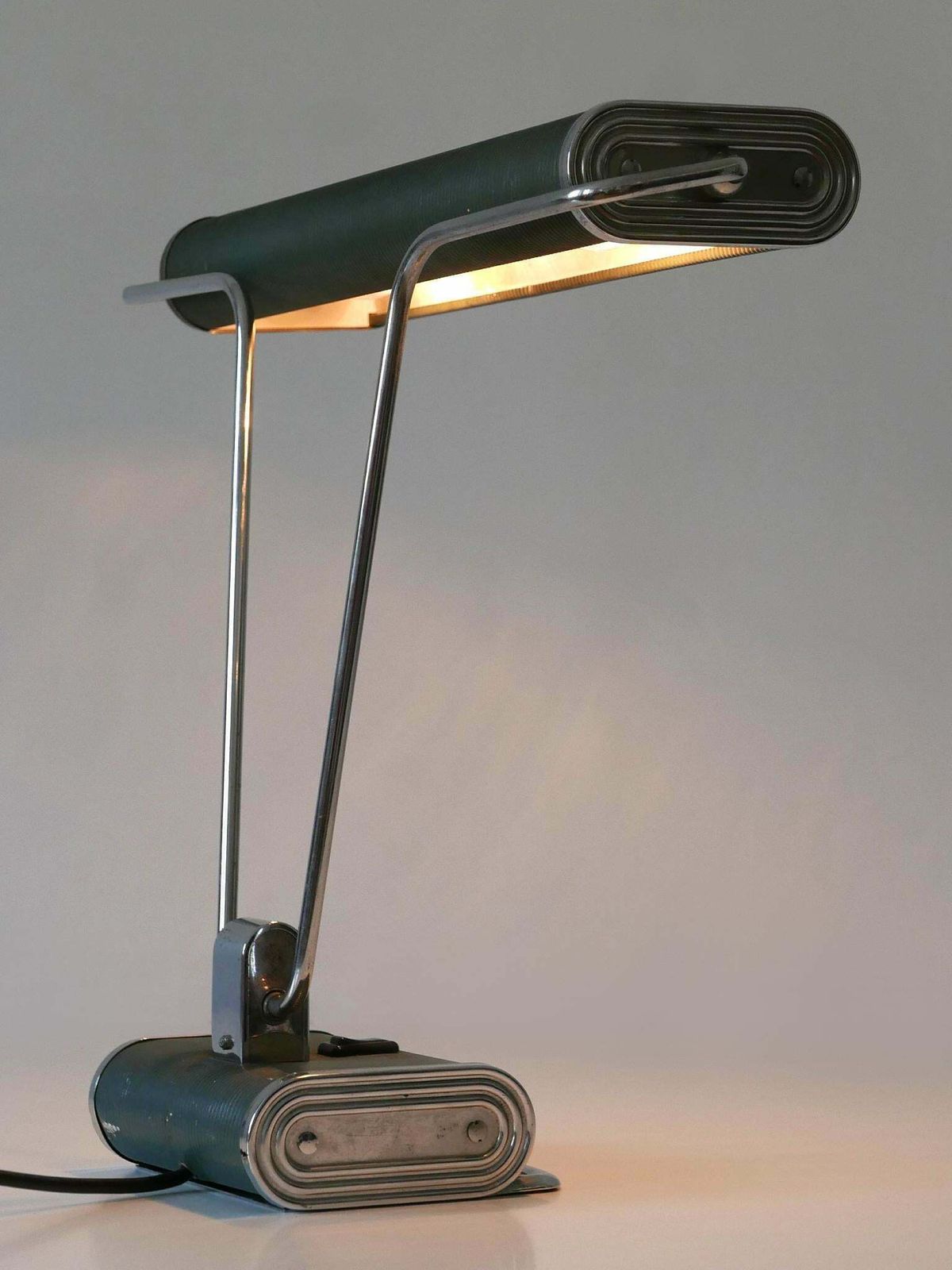 photo vinterior Art Deco Table Lamp Or Desk Light 'No 71' By André Mounique For Jumo 1930s