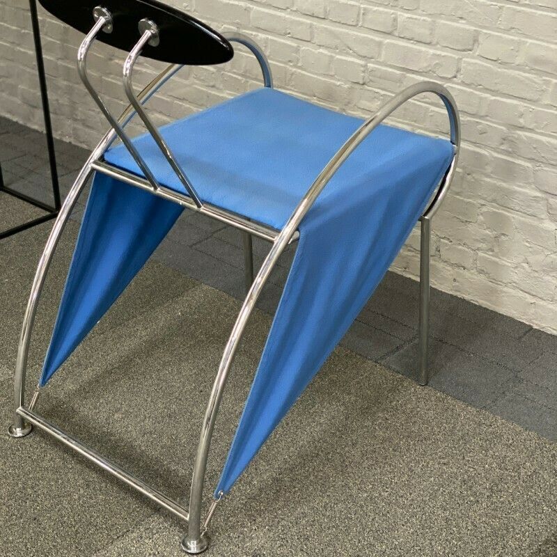 photo for sale Massimo Iosa Ghini "Velox" Fauteuil Voor Moroso – Italië, Midden Jaren 1980