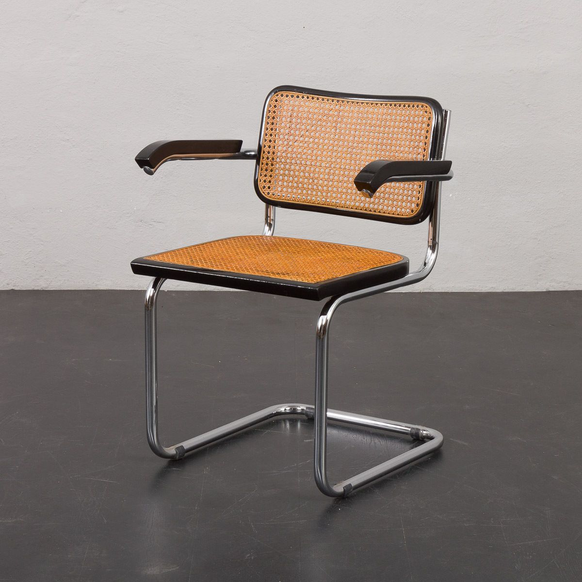 Marcel Breuer Italian Cesca Chair With Armrests By Knoll, 1960 70s