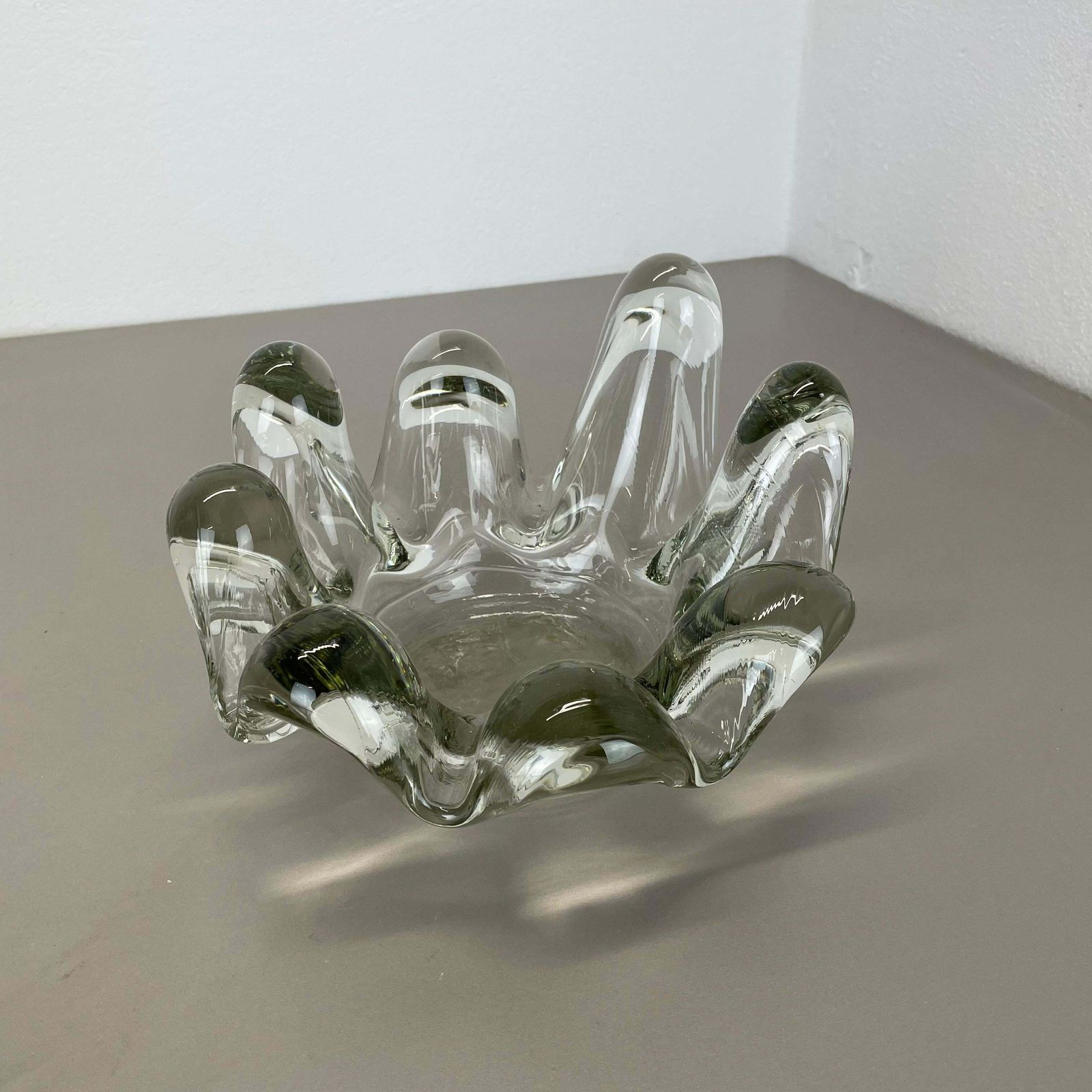 Large 3.2kg Lucid Glass "Brutalist" Bowl Element Shell Ashtray, France, 1970s photo 784.0