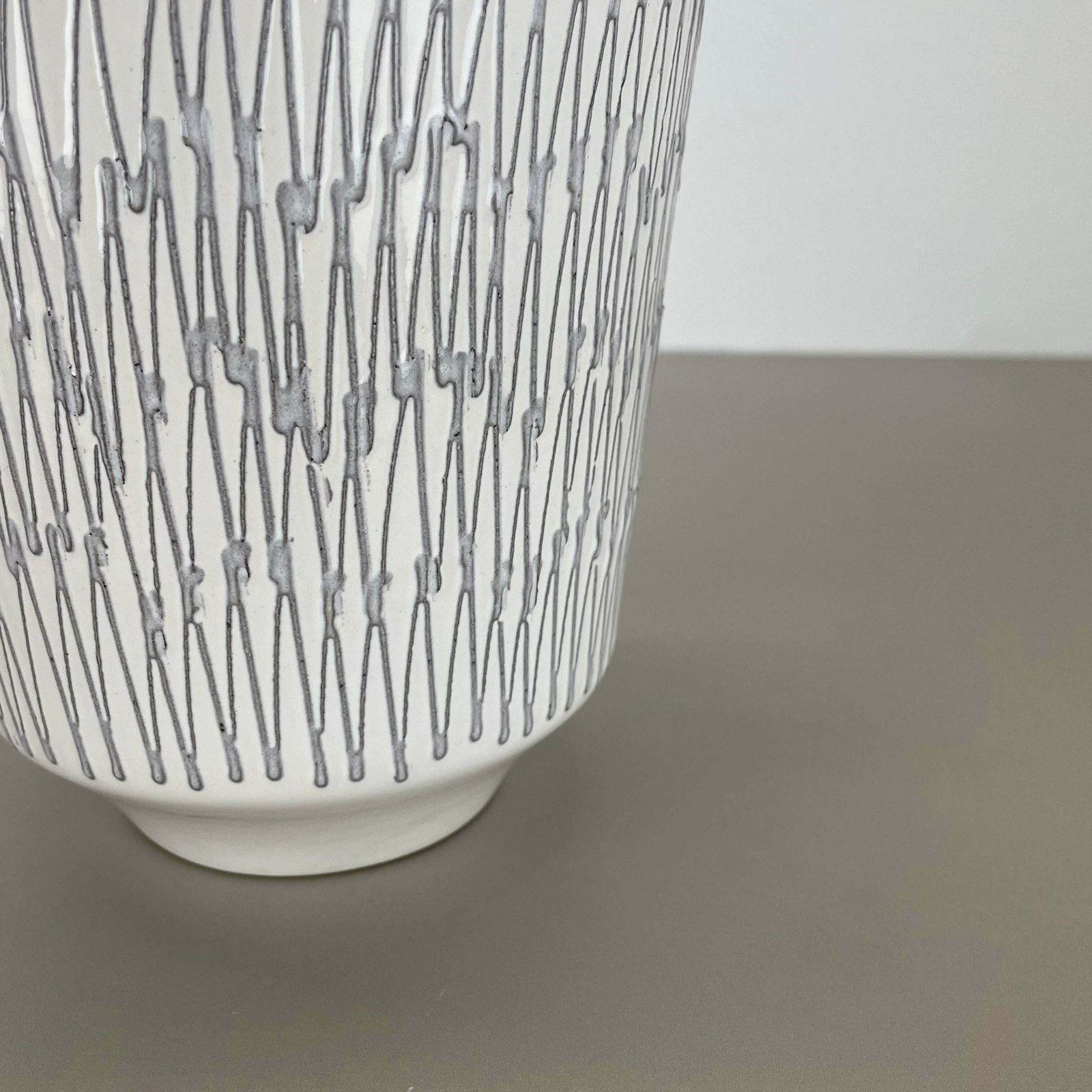 Rare White Zig Zag Fat Lava Ceramic Vases By Ilkra Ceramics, Germany 1970s photo 340.0