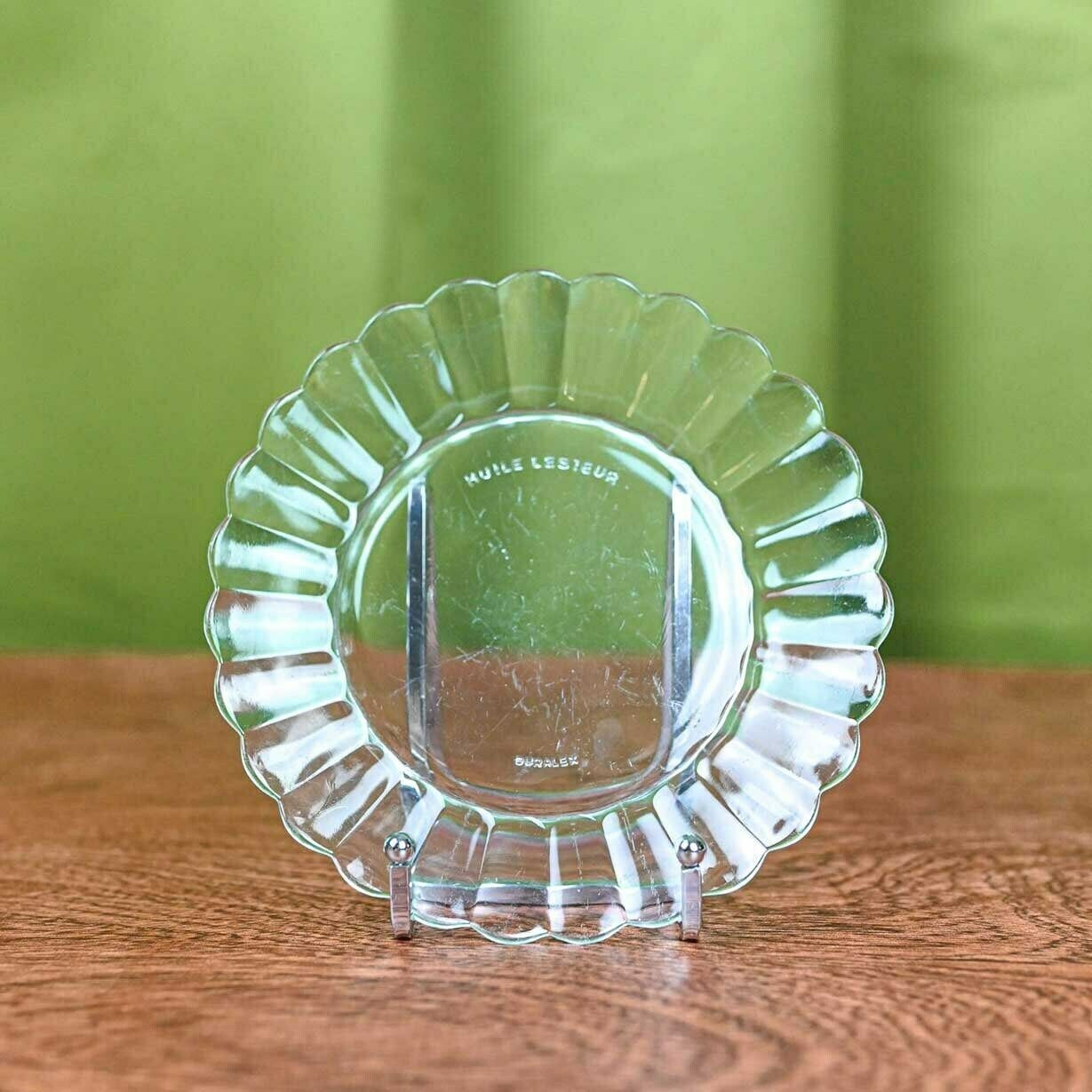 Scalloped Marguerite Dessert Plates, Set Of 13, Seventies Daisy Plates, Duralex & Lesieur Oil photo furniture