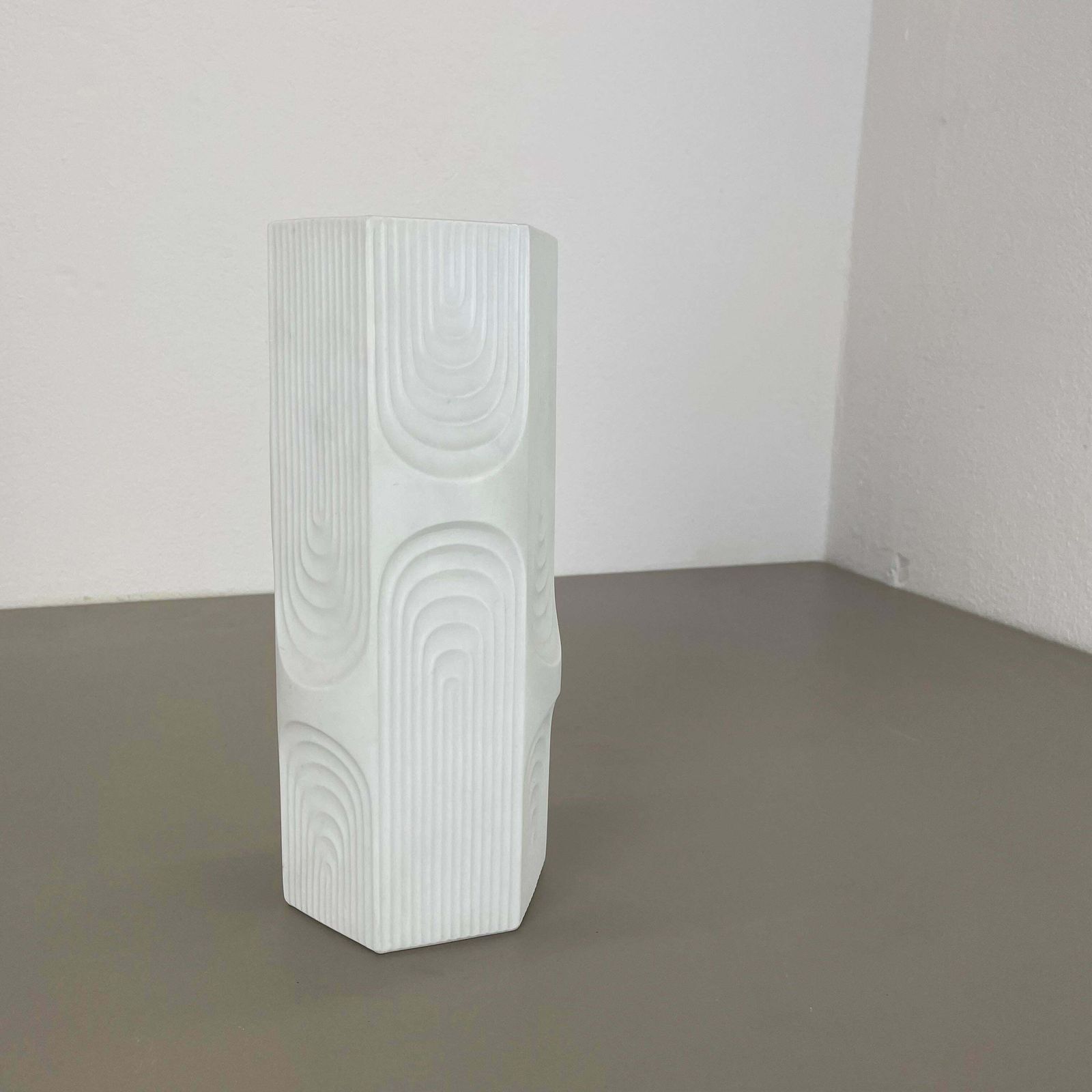 Large 30cm Op Art Biscuit Porcelain German Vase Made By Ak Kaiser, Germany 1970s photo furniture