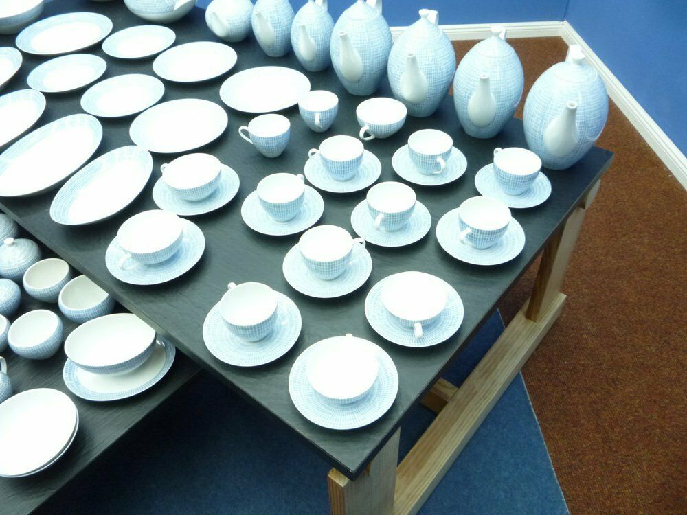 German Mid Century Porcelain Tableware Set By Heinrich Löffelhardt For Arzberg, 1950s, 98 . Set photo vintage