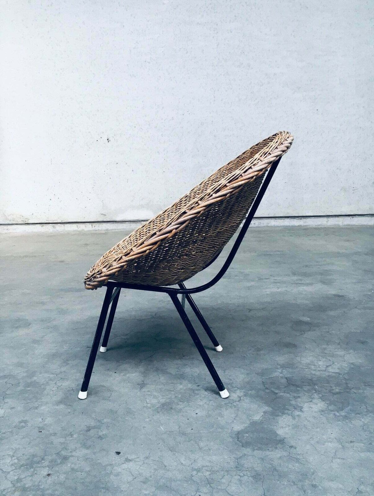 Wicker Lounge Chair In The Style Of Dirk Van Sliedregt For Rohé Noordwolde, Netherlands 1960's photo vinterior