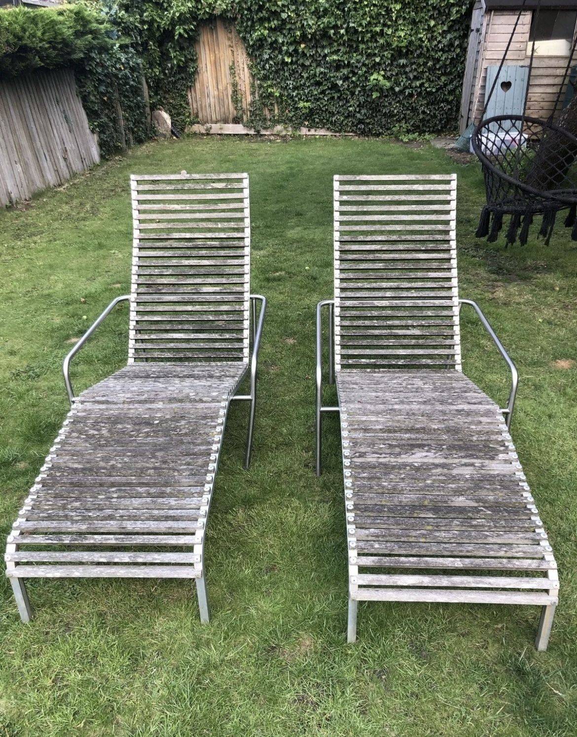Extremis Extempore Sunloungers