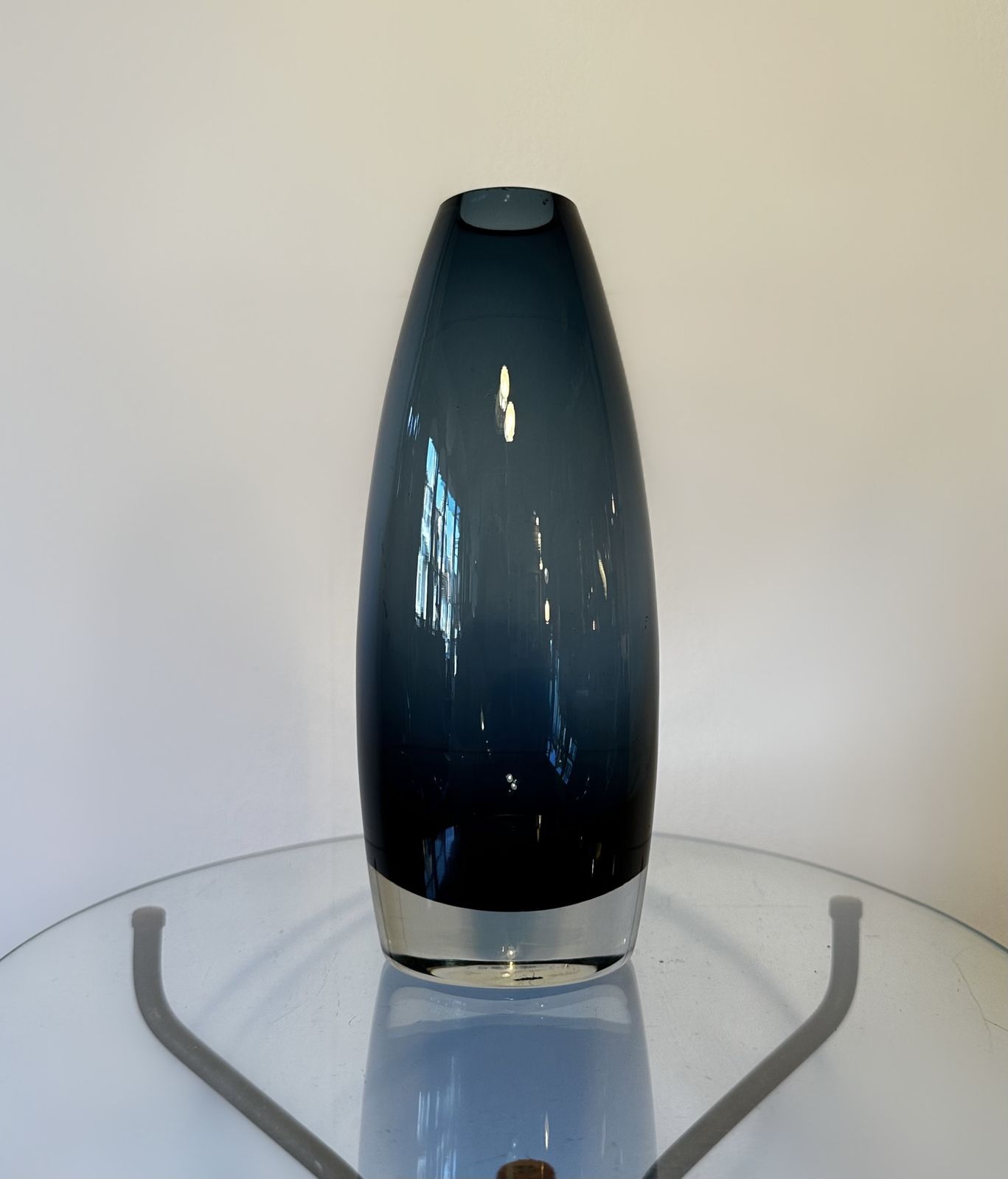 Tamara Aladin For Riihimäki, Finland, Mid Century Modern Thick Glass Vase, 1960s photo Home Decor