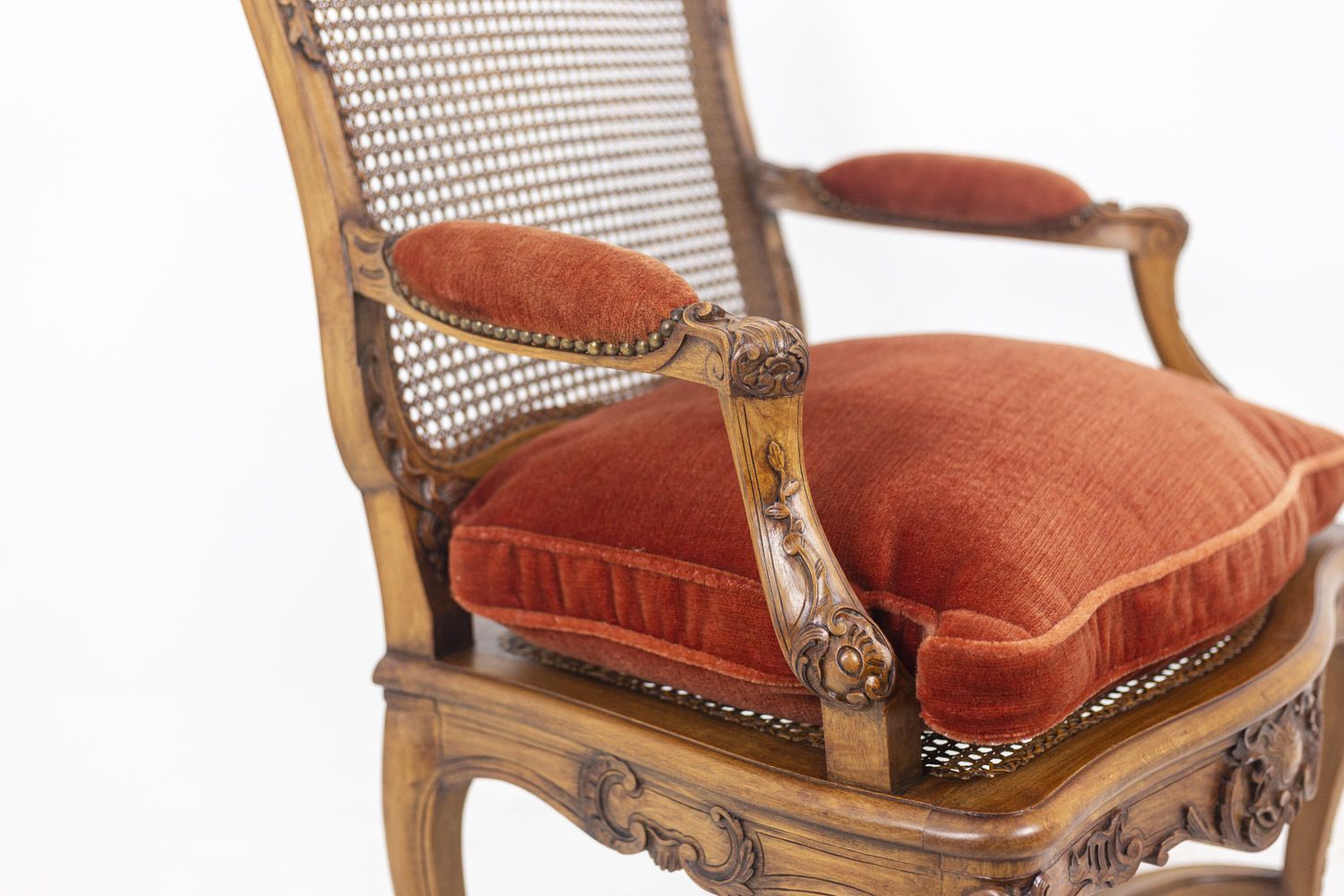 Jean Mocqué, Paire De Fauteuils Canné De Style Régence, Xxe Siècle photo buy