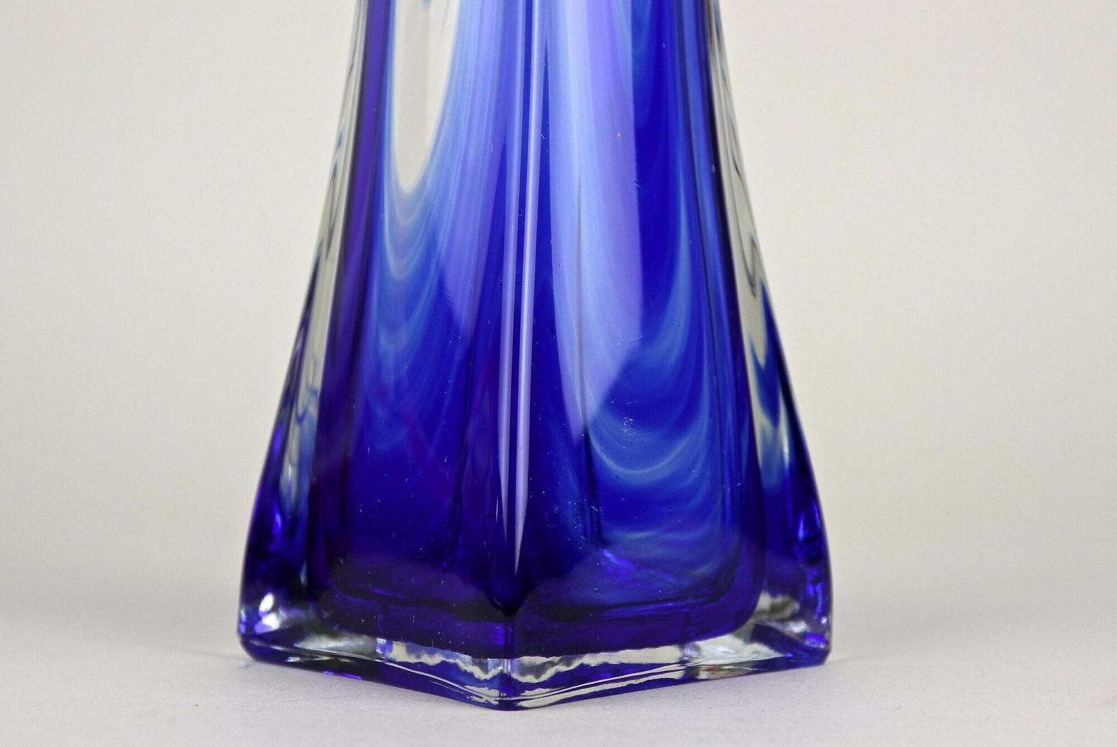 Blue/ Clear Murano Glass Vase, Late Mid Century   Italy Ca. 1960/70 photo vinterior