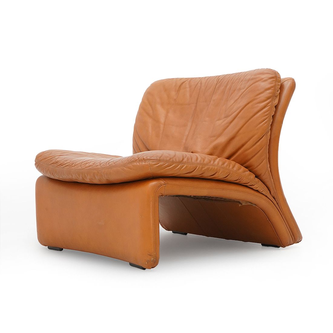 “Selene” Leather Armchairs By Adalberto Caraceni For B&T, 1970s photo furniture