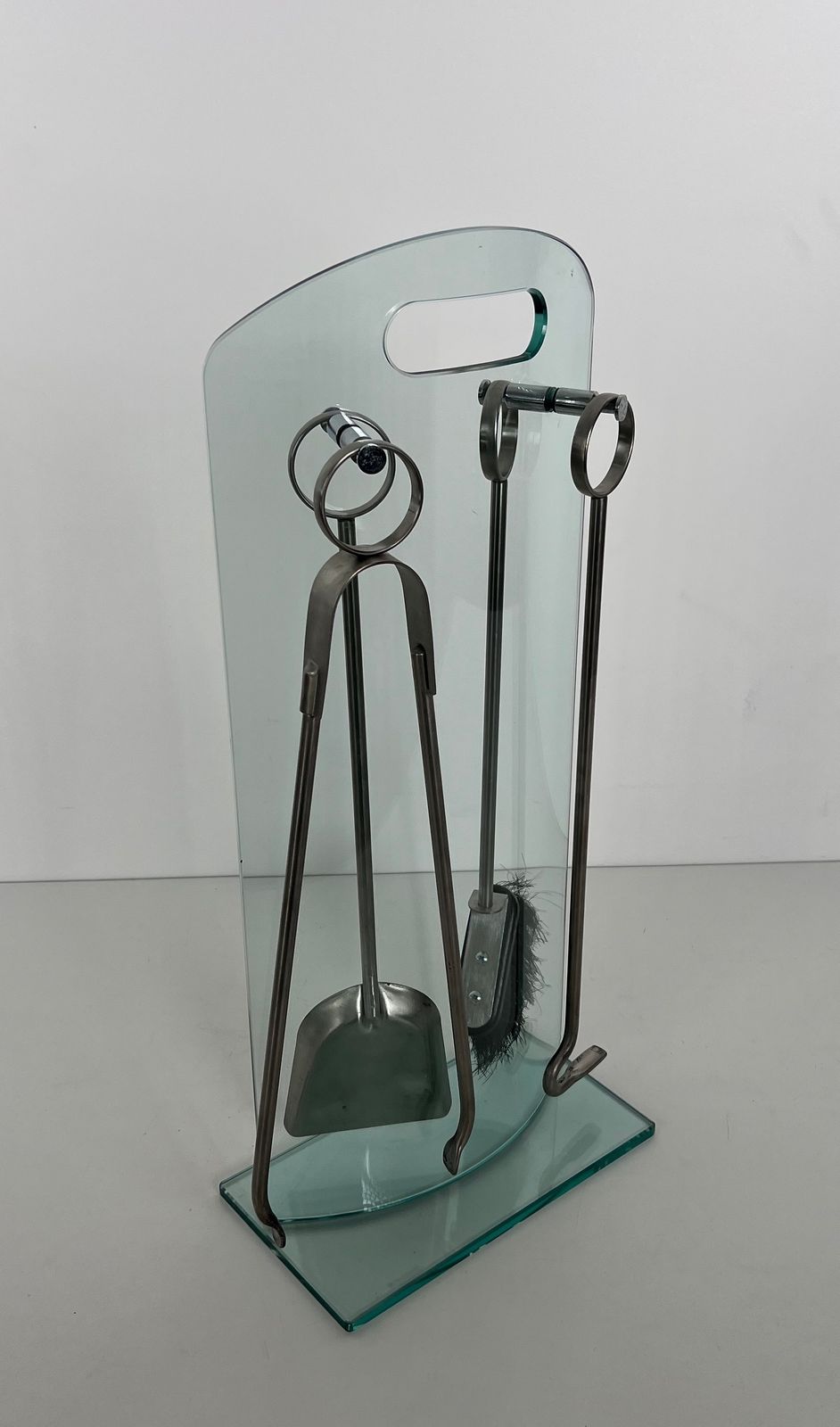 Design Fire Kit In Tempered Glass And Chrome photo furniture