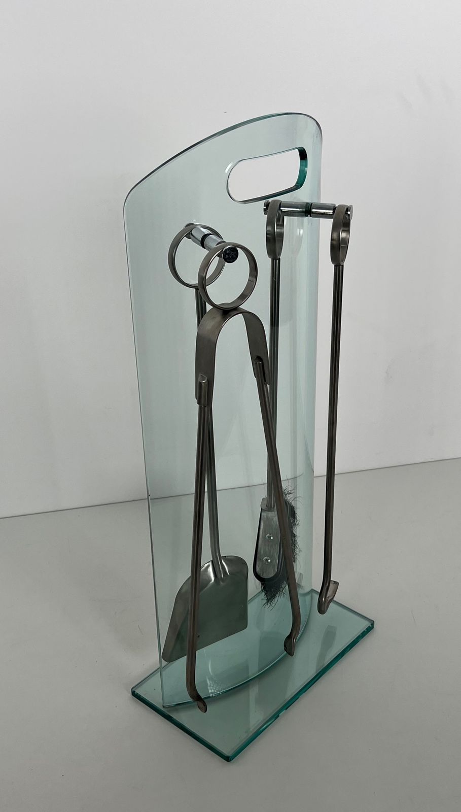 Home Fixtures Design Fire Kit In Tempered Glass And Chrome photo
