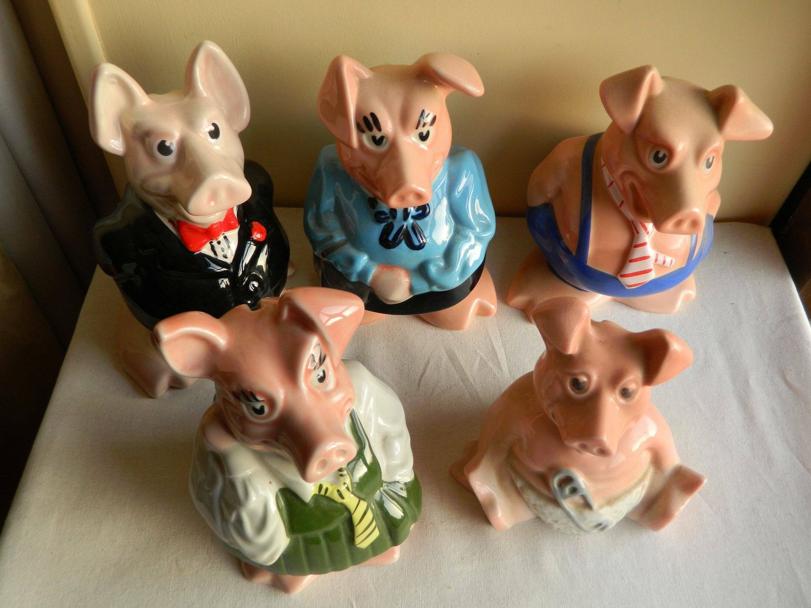 Wade Natwest Pigs, Full Set, Piggy Banks, In Ceramic, Pig Money Box, Newborn Baby Gift, Collection Items, Money Boxes, Gifts For Kids, photo 172.0