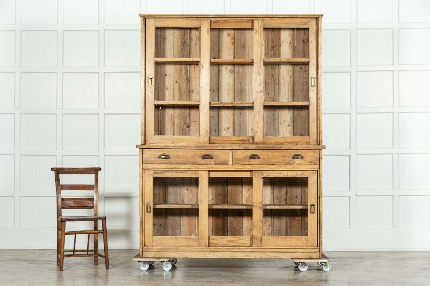 Large English Pine Glazed Dresser photo 4198.0