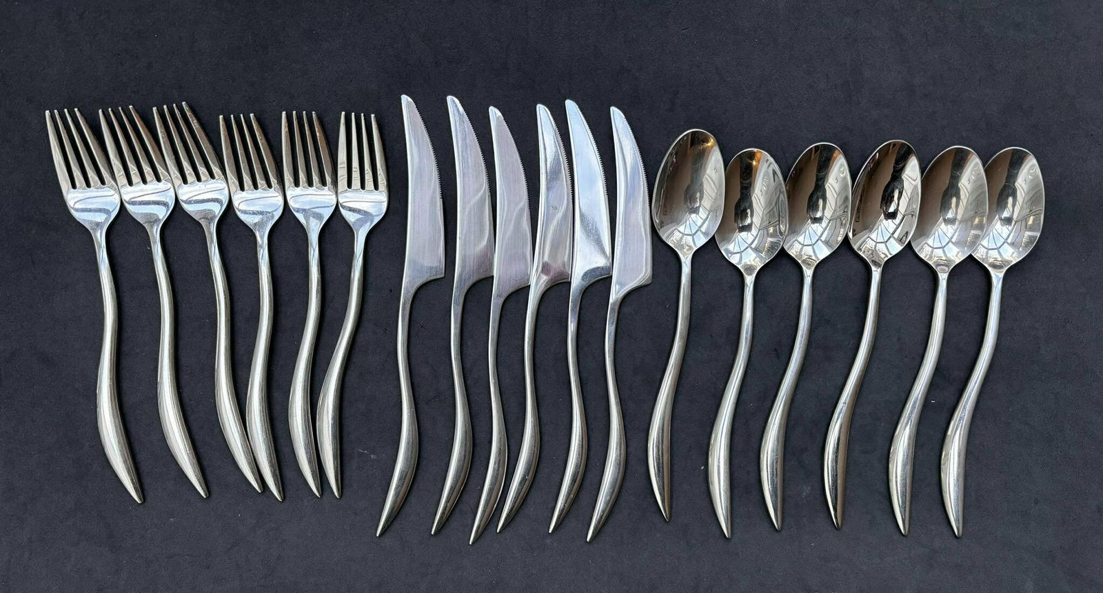Set 18 Flatware Twist Cutlery Twisted Forged Brutalist Decor Medieval Viking Postmodern Flatware Handmade 6 Couple Gift Wedding photo furniture