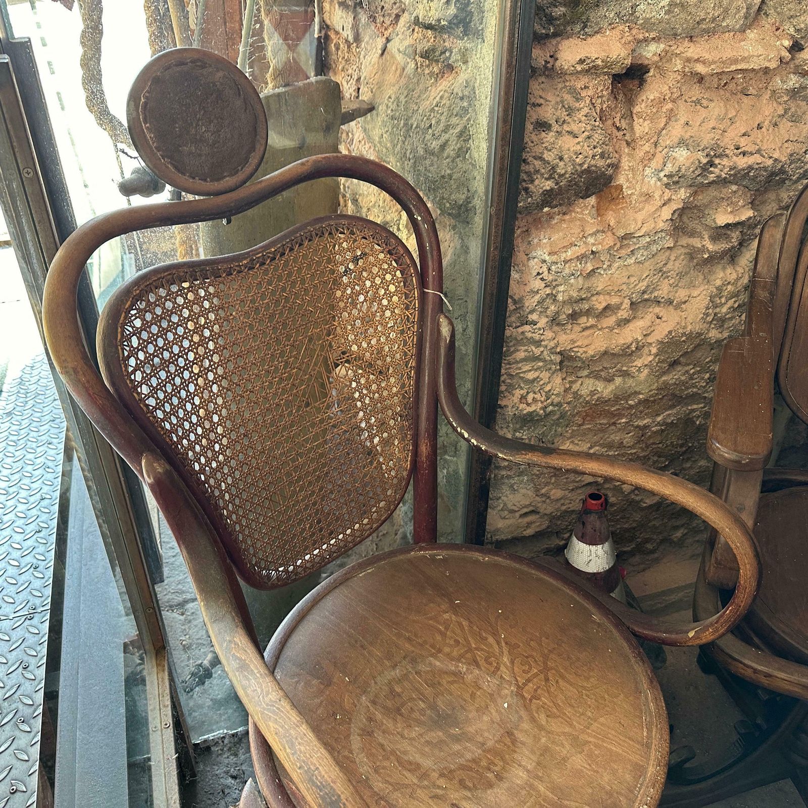 Early 20th Century Art Nouveau Wood And Wicker Tonet Italian Swivel Barber Chair photo buy