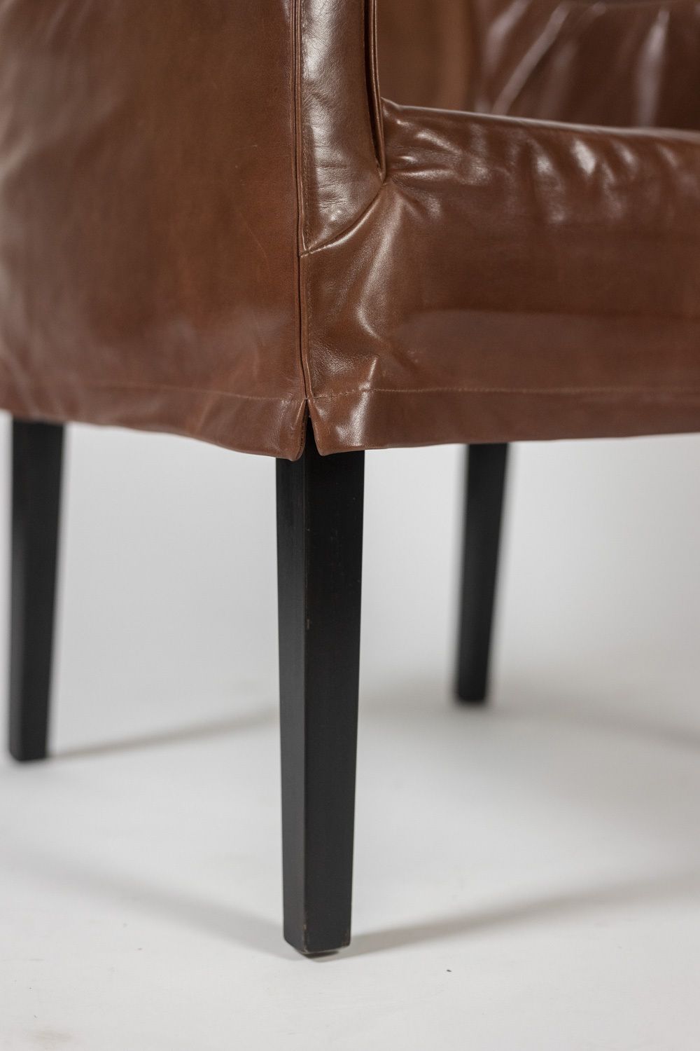 Lintello. Pair Of Armchairs In Camel Leather. 1970s. photo vinterior