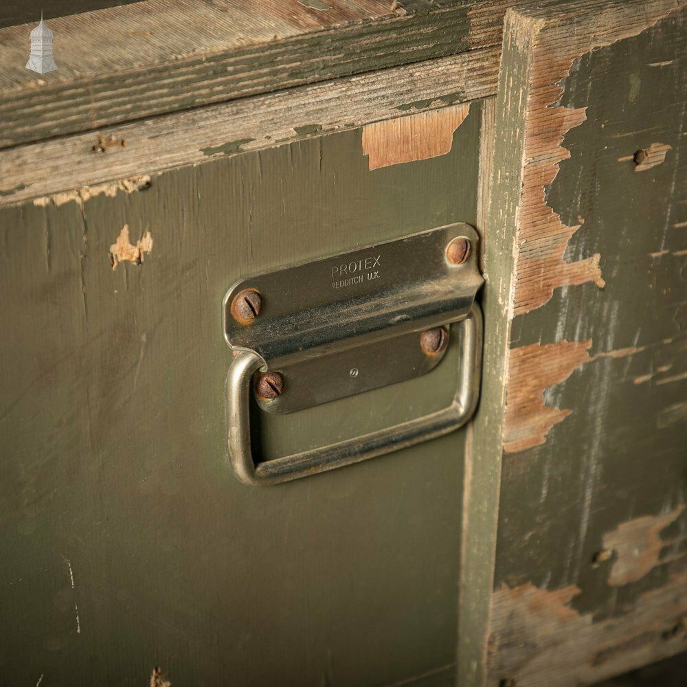 photo vintage Military Shipping Crates, Pair Of Green Painted Wooden Aircraft Part Shipping Boxes Reclaimed From A Norfolk Raf Base