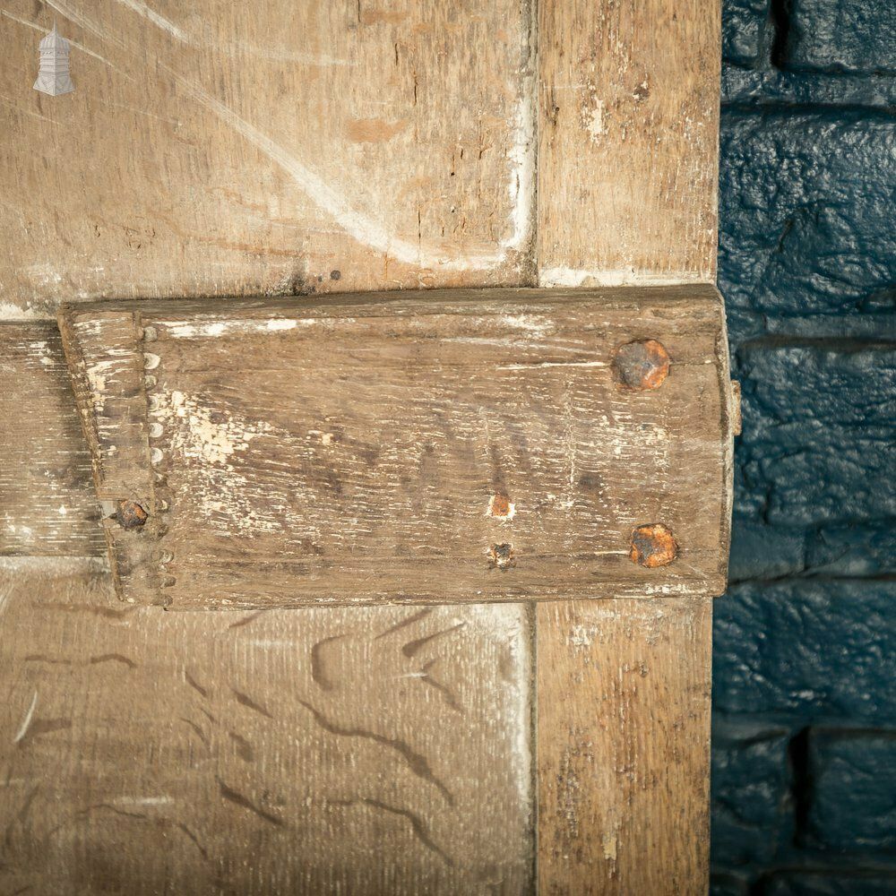 photo buy Oak Panelled Door, 17th C, 6 Panel