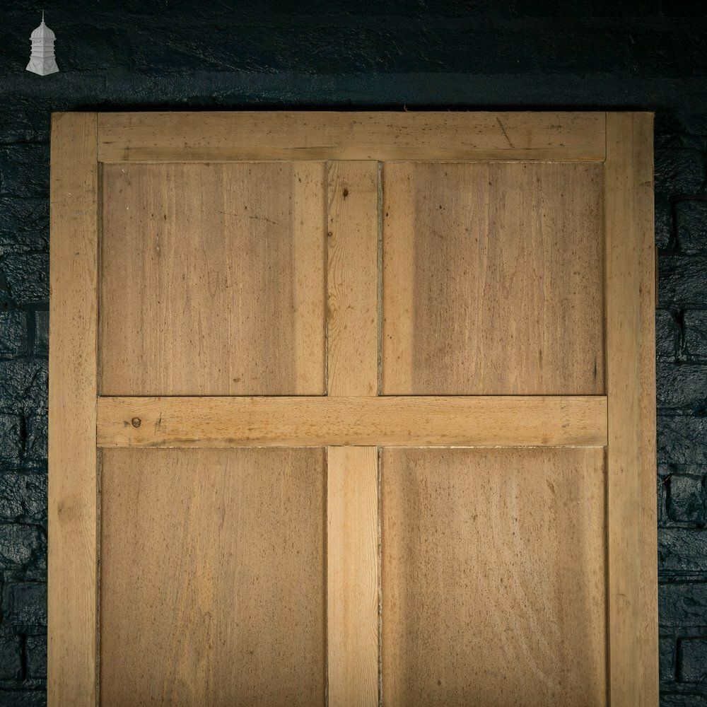 Victorian Paneled Door, 8 Panel photo vinterior