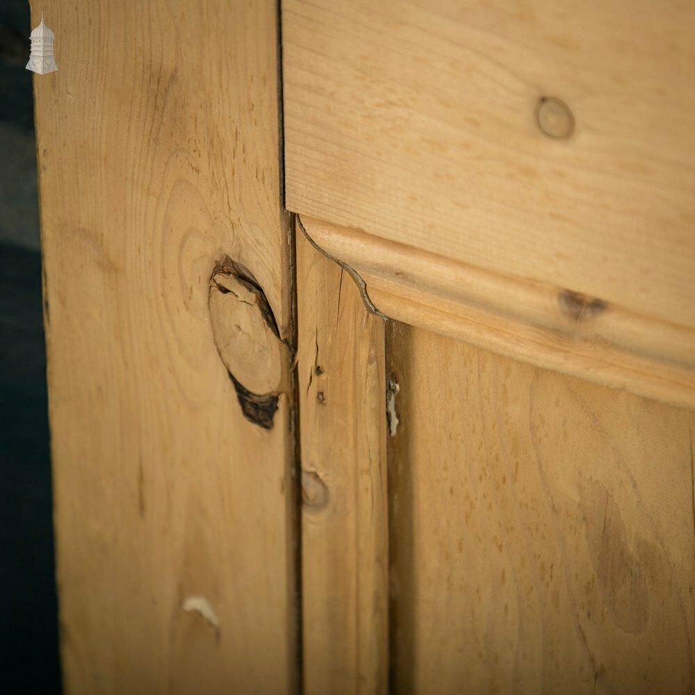 240.0 Victorian Paneled Door, 4 Panels With Moulding Trim photo