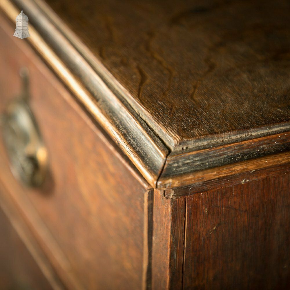 Chest Of Drawers, George III, Oak 2 Over 3 Drawer With Brass Sphinx Pull Handles photo 2400.0