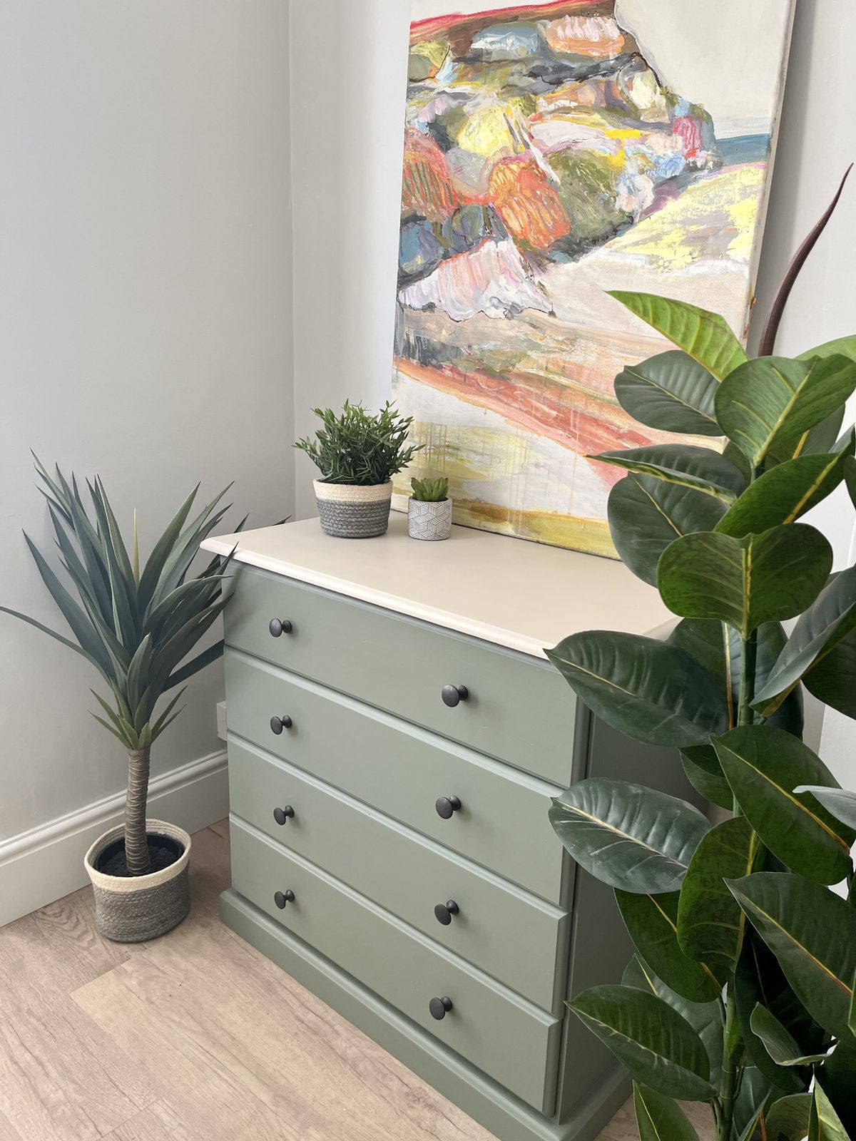 Solid Wood Painted Chest Of Drawers photo Furniture